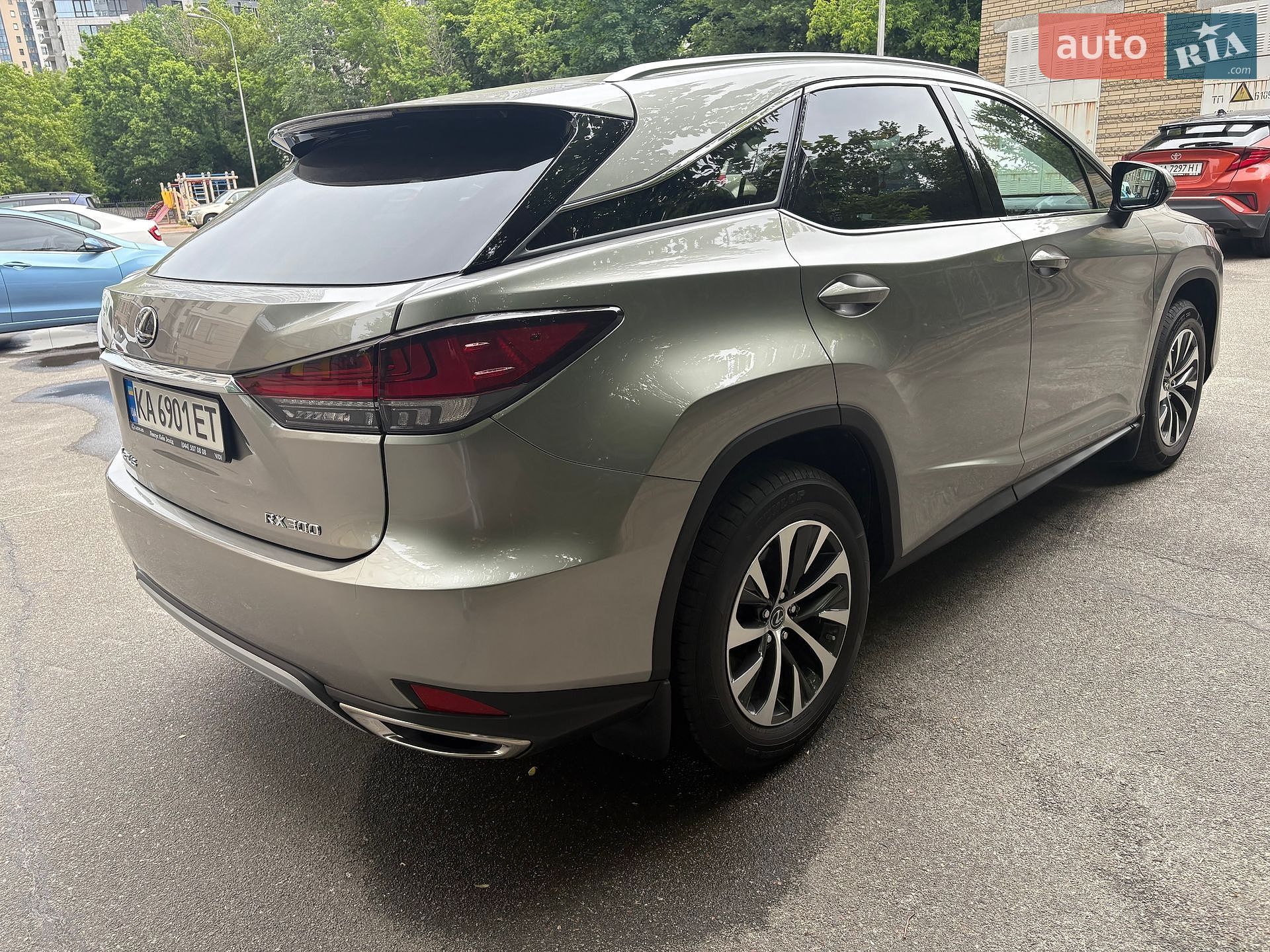 Lexus RX 2022 VIN JTJBAMCA402183101 фото оголошення 4 з 34