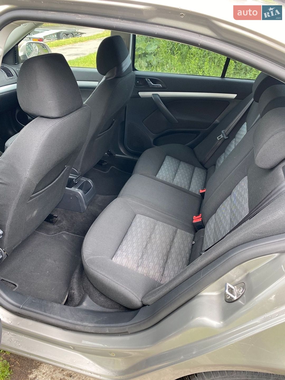 Skoda Octavia 2009 VIN TMBCJ61Z092037089 фото оголошення 10 з 18