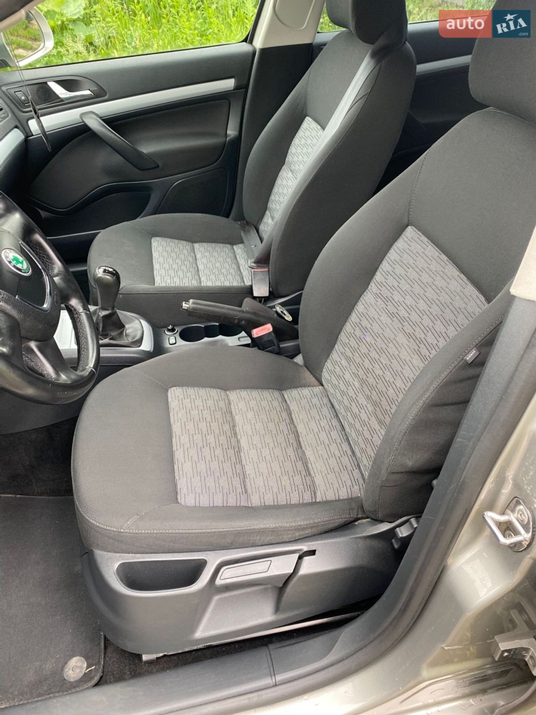 Skoda Octavia 2009 VIN TMBCJ61Z092037089 фото оголошення 13 з 18