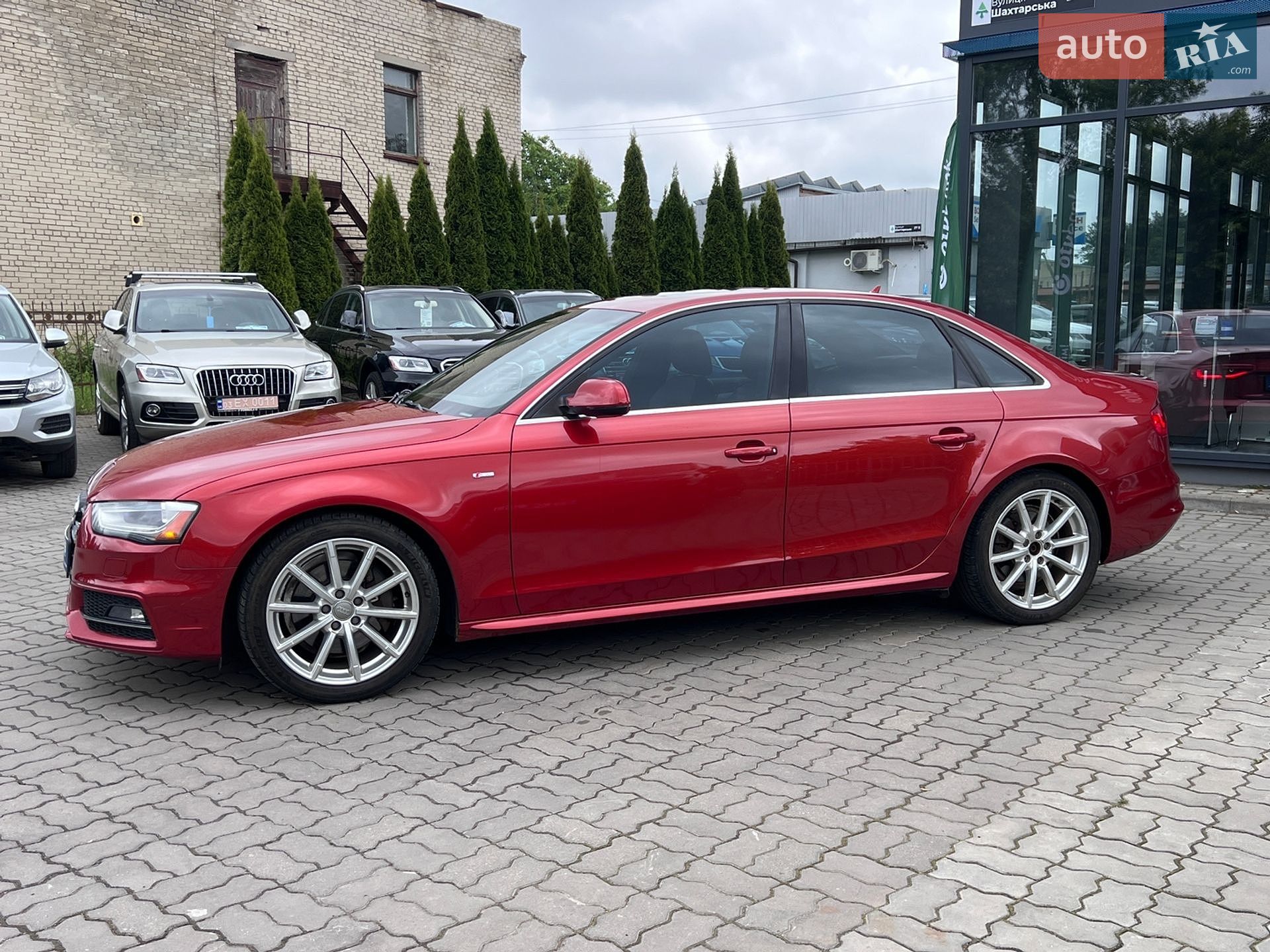 Audi A4 2014 VIN WAUFFAFL3EN040449 фото оголошення 9 з 56