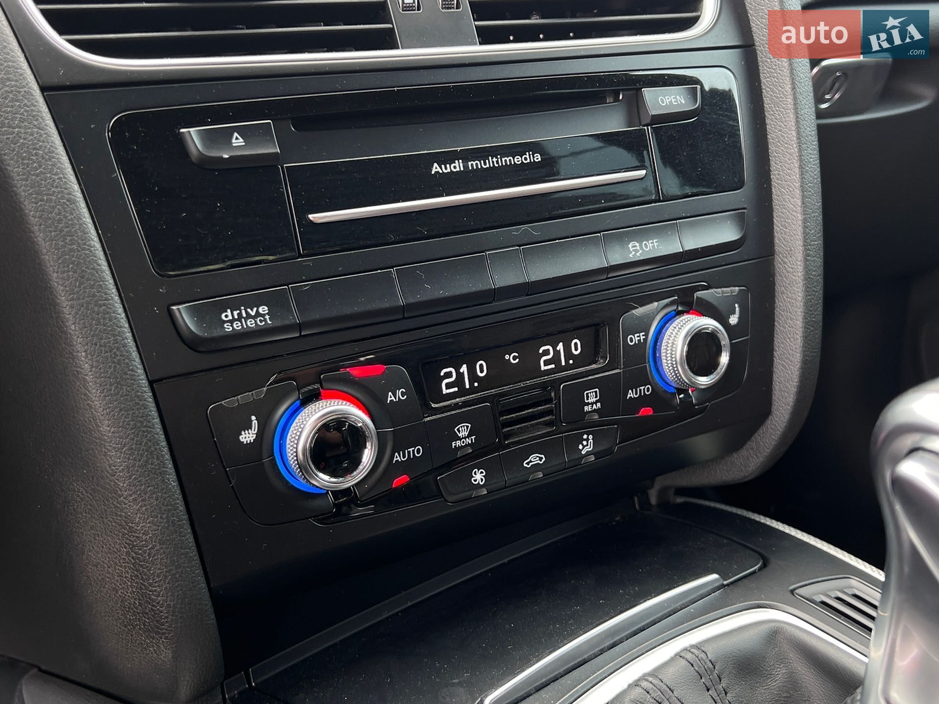 Audi A4 2014 VIN WAUFFAFL3EN040449 фото оголошення 28 з 56