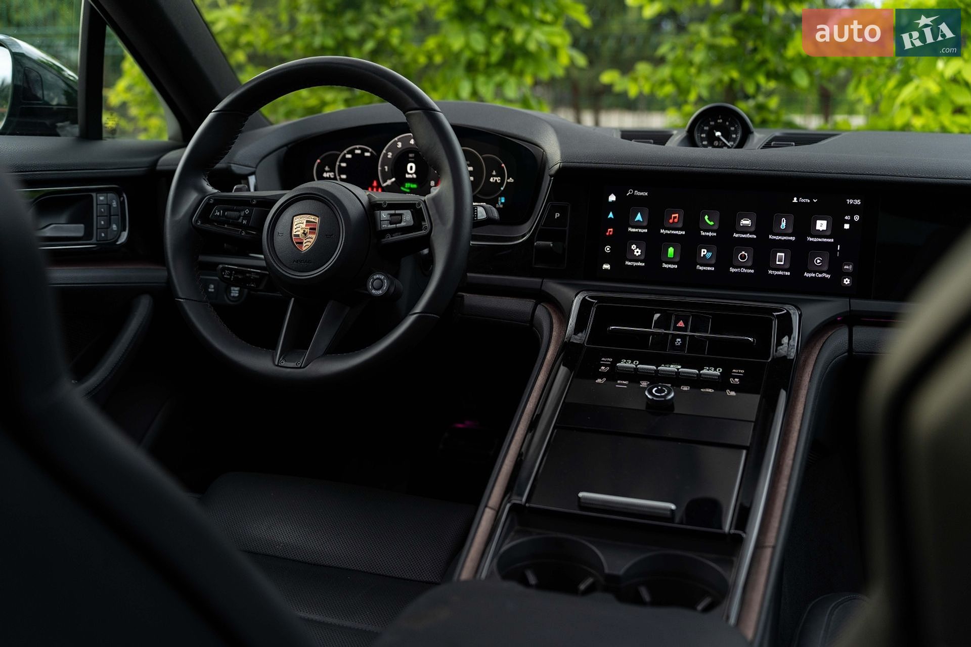Porsche Panamera 2024 VIN WP0ZZZYA1RL070746 фото оголошення 29 з 35