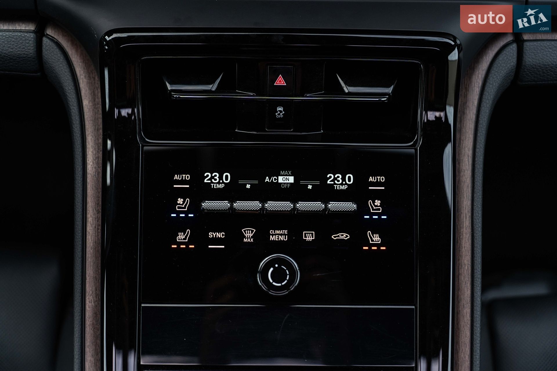 Porsche Panamera 2024 VIN WP0ZZZYA1RL070746 фото оголошення 35 з 35