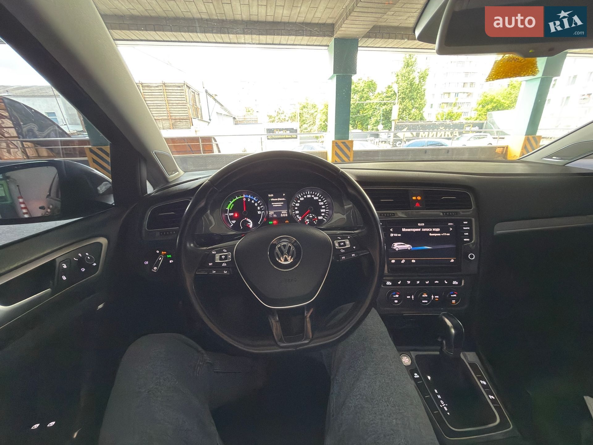 Volkswagen e-Golf 2015 VIN WVWZZZAUZGW907331 фото оголошення 9 з 12