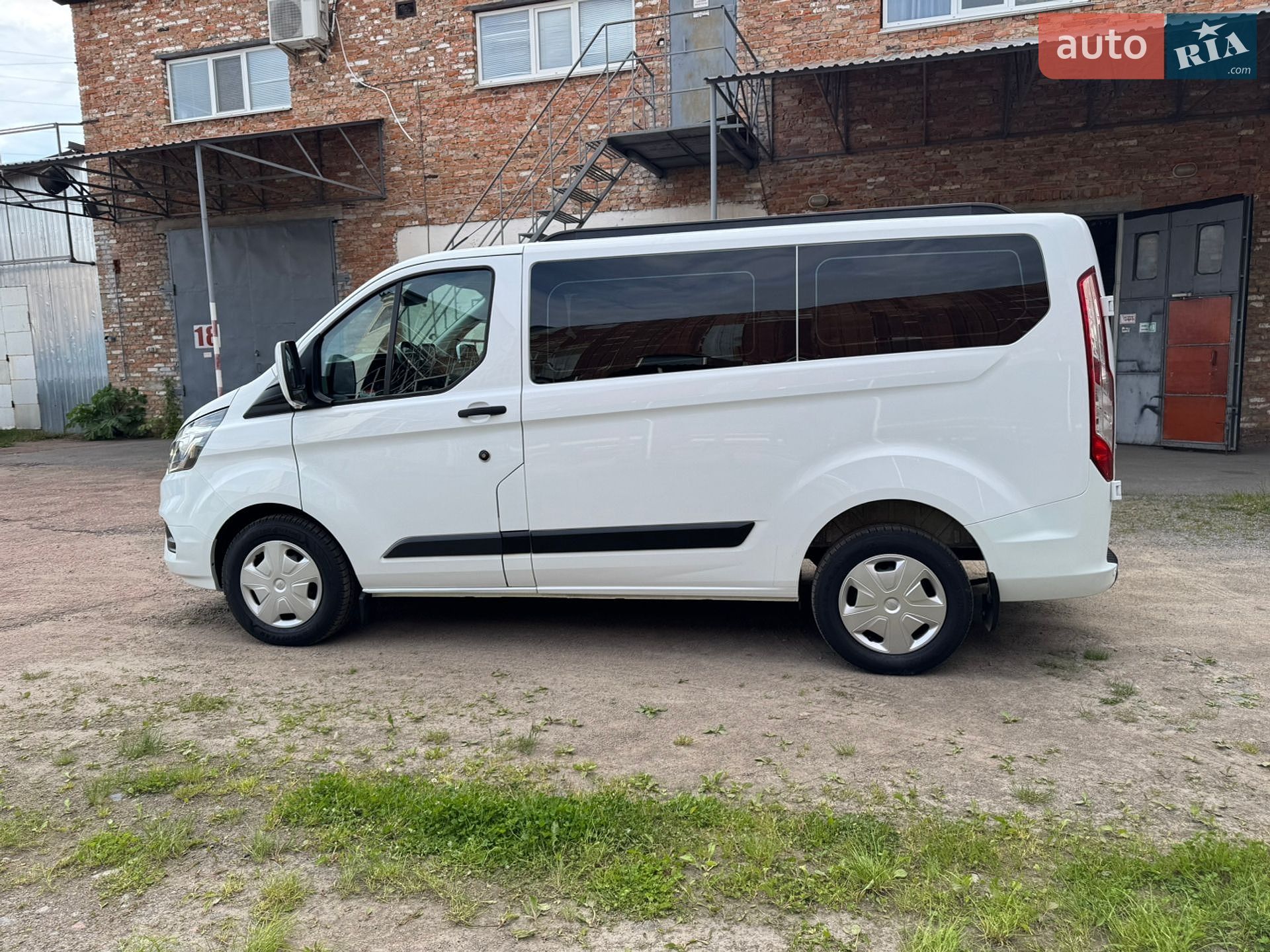 Ford Transit Custom 2022 VIN WF0YXXTTGYNR62584 фото оголошення 21 з 86