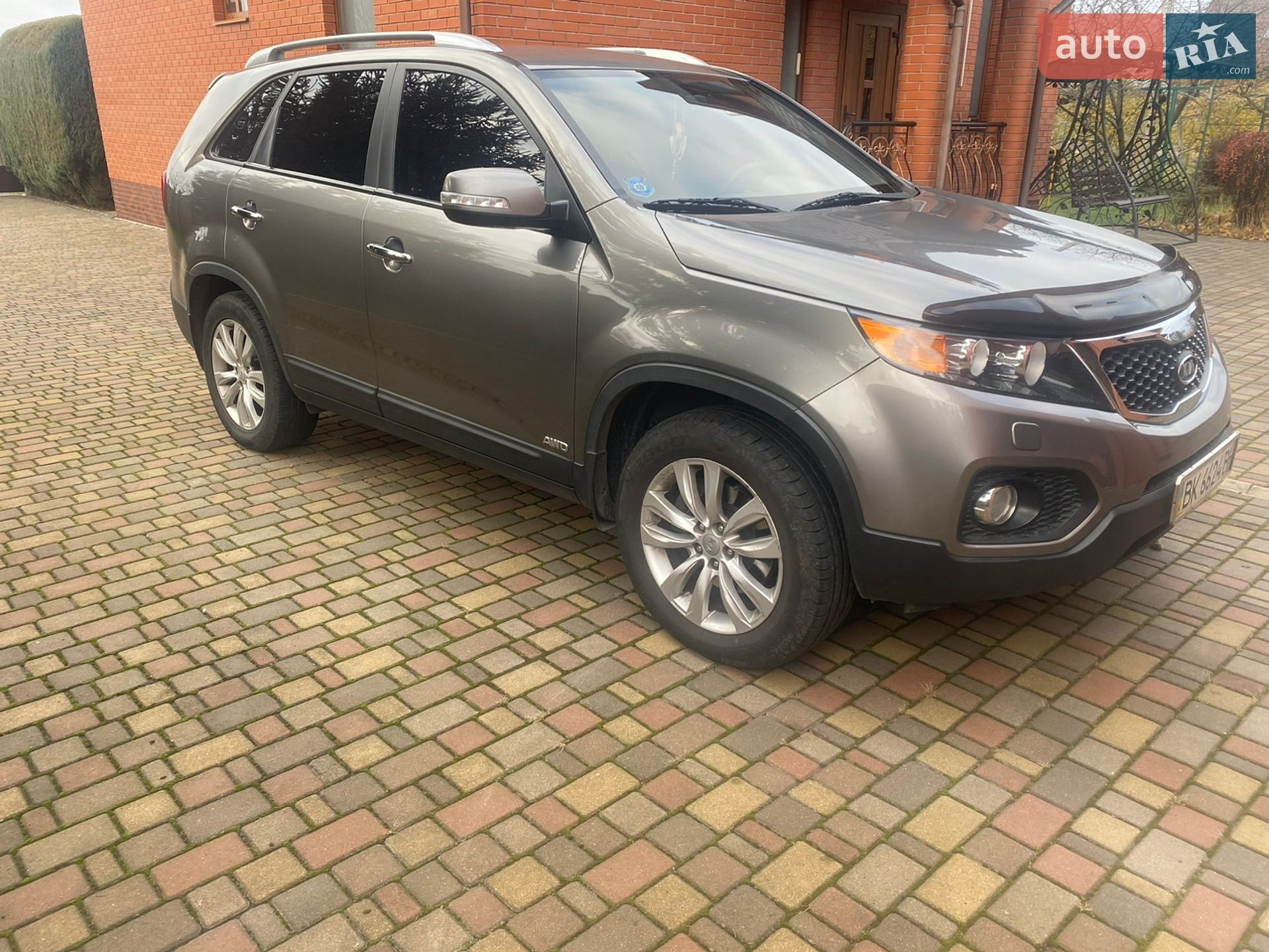 Kia Sorento 2012 VIN KNAKU814DC5322464 фото оголошення 2 з 17