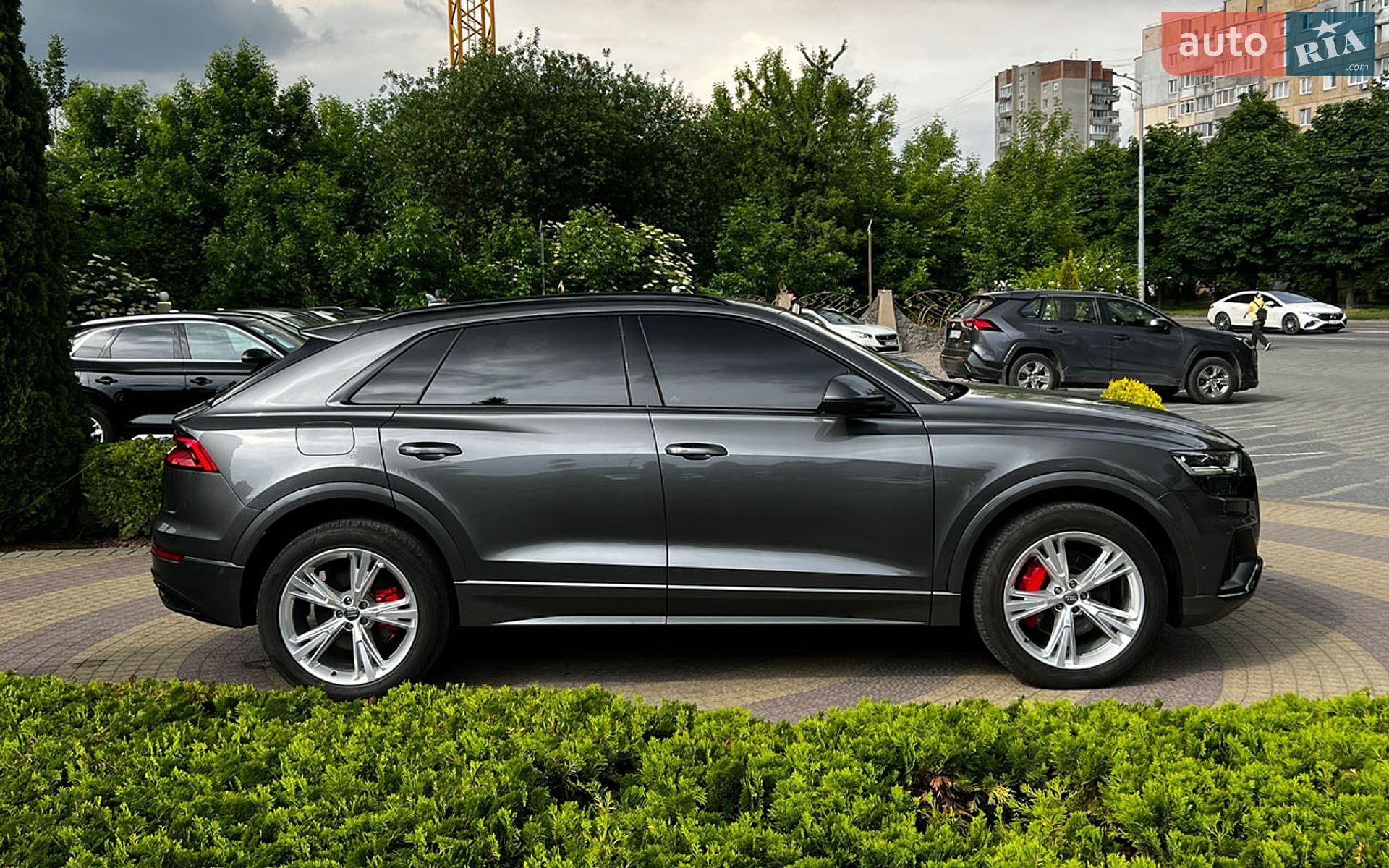 Audi Q8 2018 VIN WA1BVAF11KD016990 фото оголошення 8 з 29