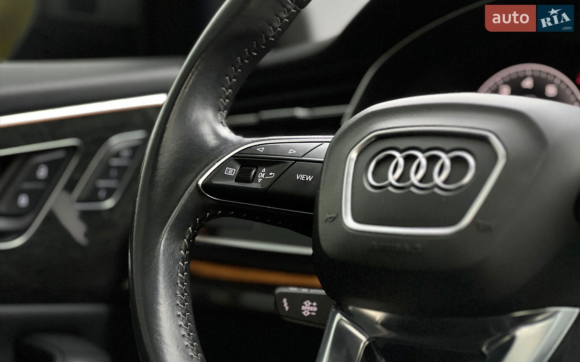 Audi Q8 2018 VIN WA1BVAF11KD016990 фото оголошення 17 з 29