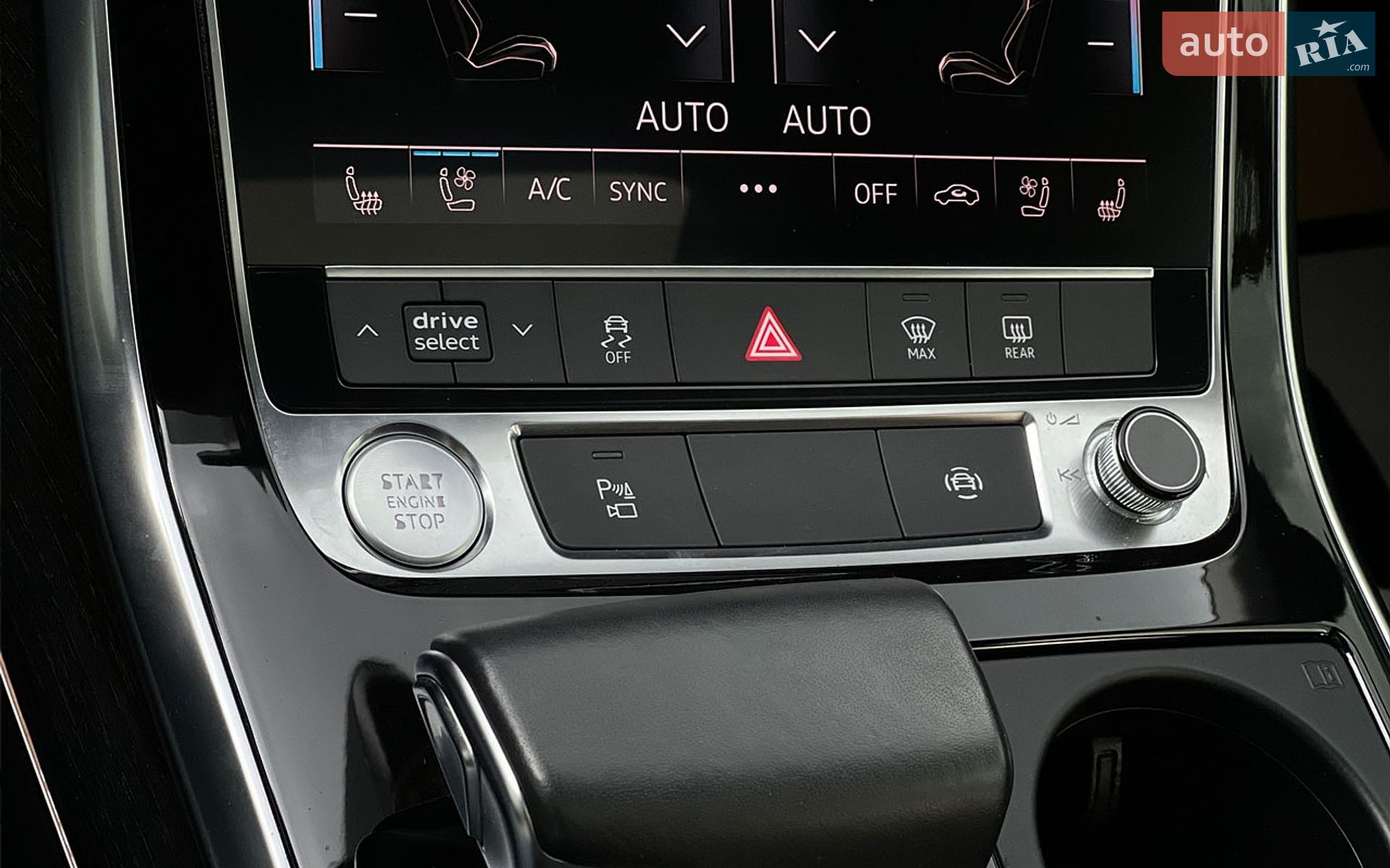 Audi Q8 2018 VIN WA1BVAF11KD016990 фото оголошення 23 з 29