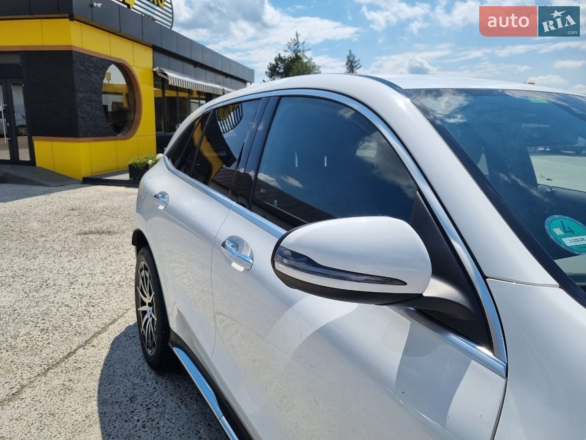 Mercedes-Benz EQC 2020 VIN W1K2938901F016721 фото оголошення 10 з 26