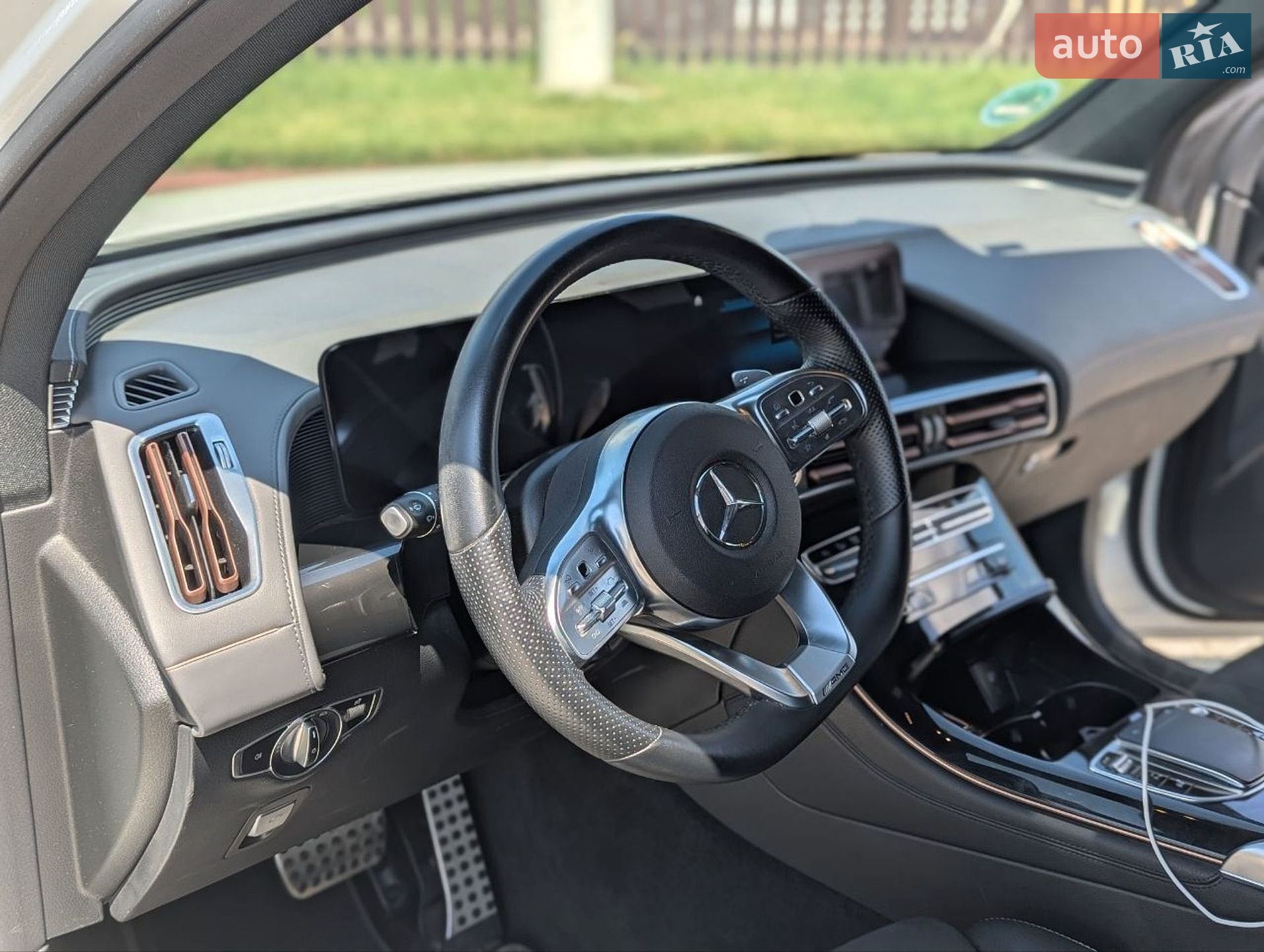 Mercedes-Benz EQC 2020 VIN W1K2938901F016721 фото оголошення 18 з 26