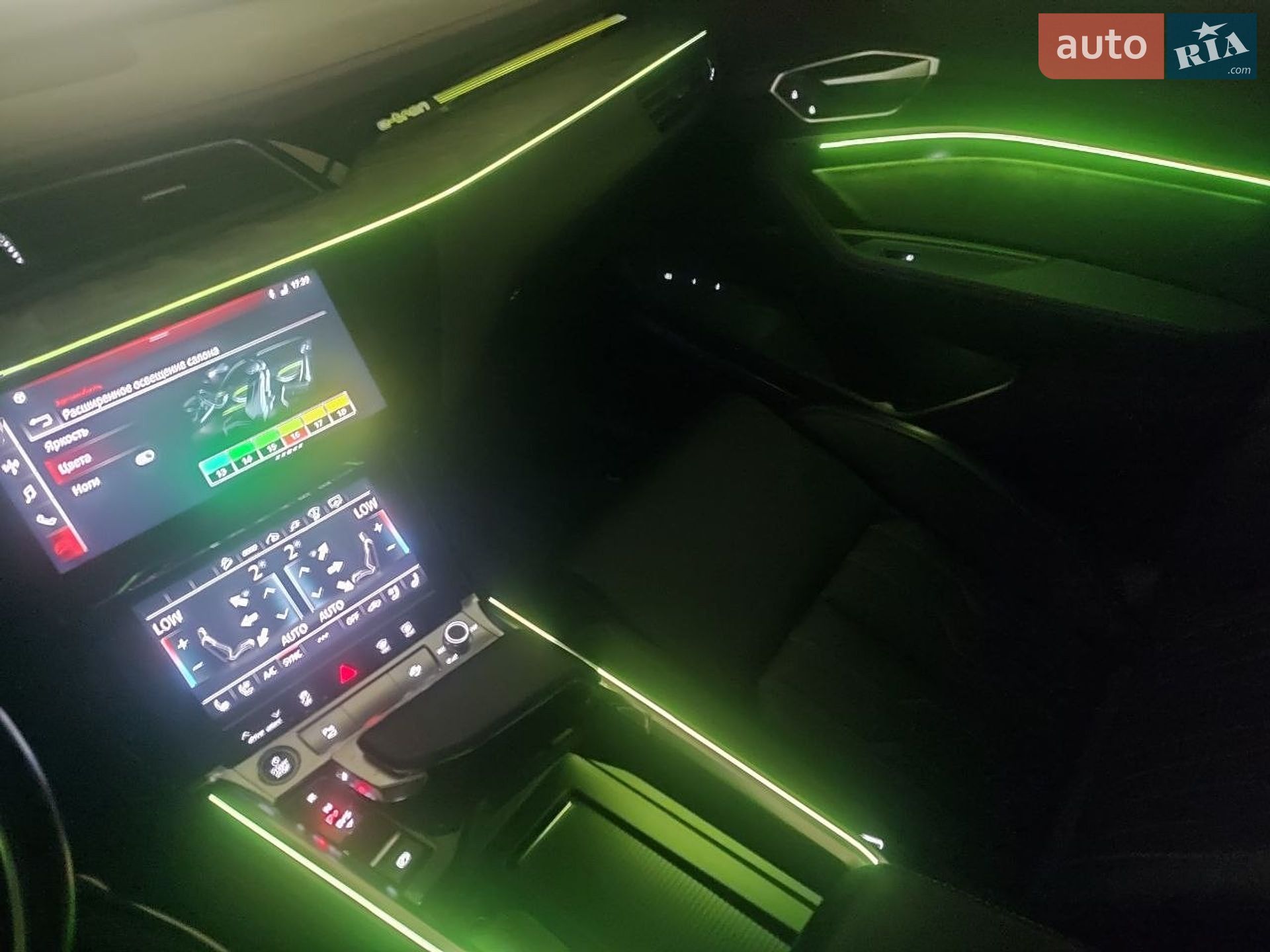 Audi e-tron 2020 VIN WA1VABGE0MB004327 фото оголошення 35 з 86