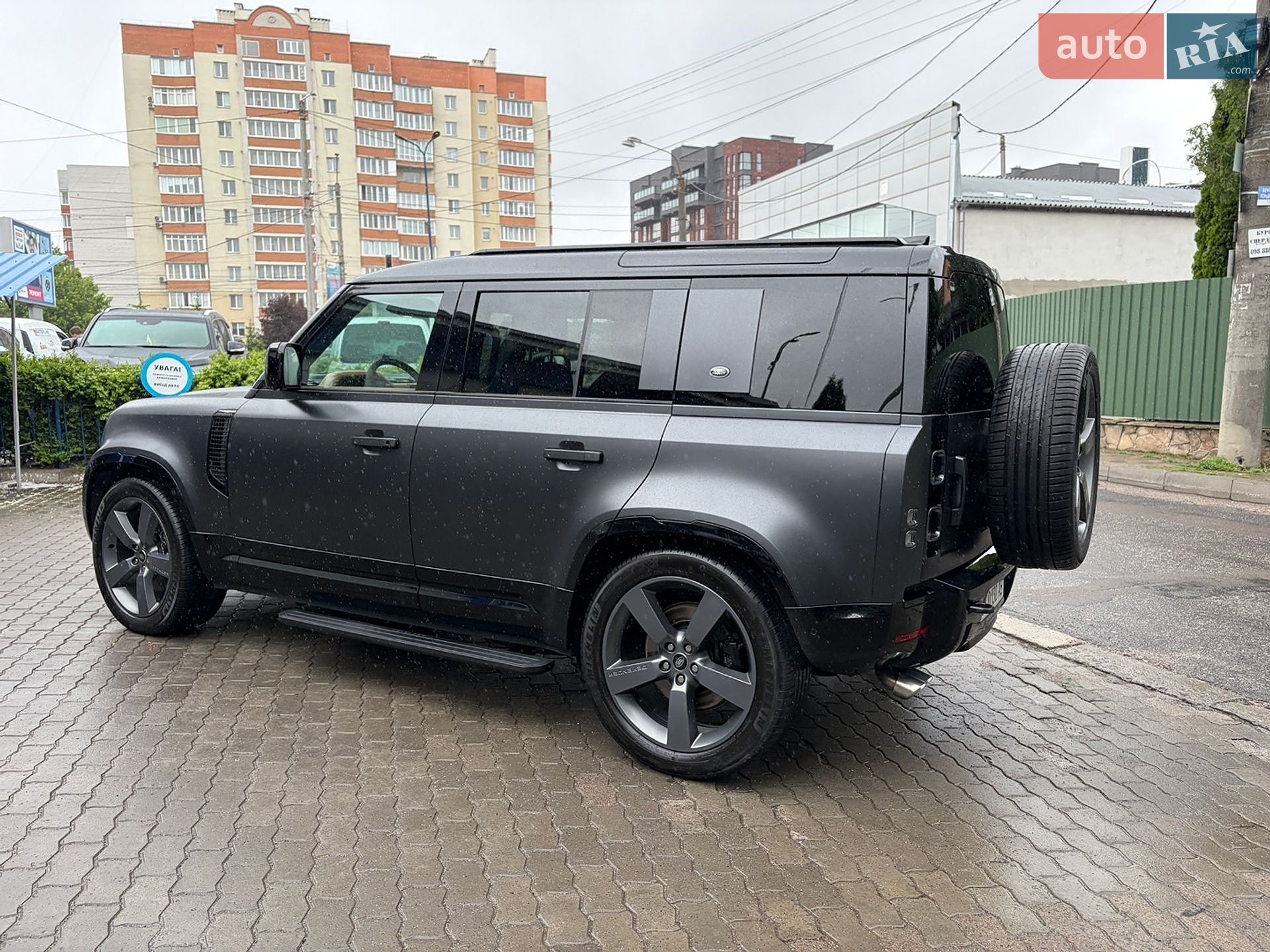 Land Rover Defender 2024 VIN SALEA7BE7R2317806 фото оголошення 17 з 52