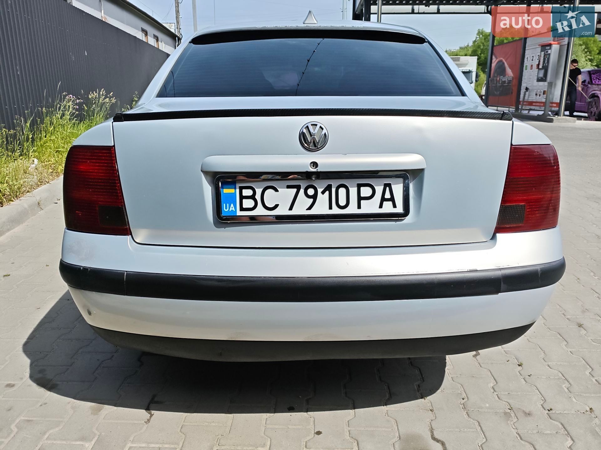 Volkswagen Passat 1998 VIN WVWZZZ3BZXX037176 фото оголошення 9 з 39