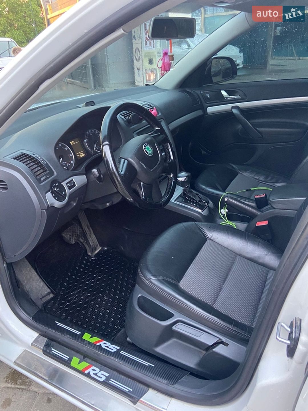 Skoda Octavia 2011 VIN Y6UBK41Z3CB151270 фото оголошення 10 з 24