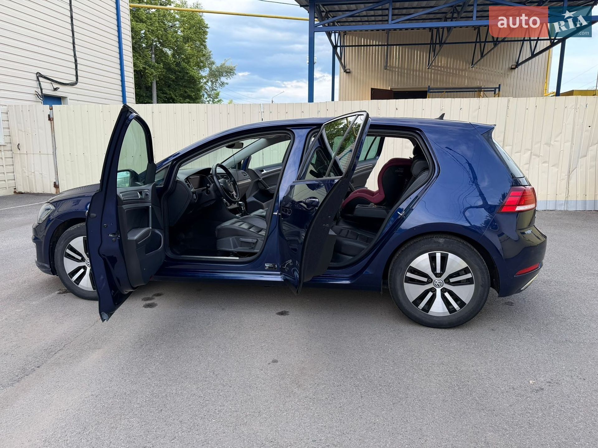 Volkswagen e-Golf 2017 VIN WVWZZZAUZJ8901497 фото оголошення 7 з 85