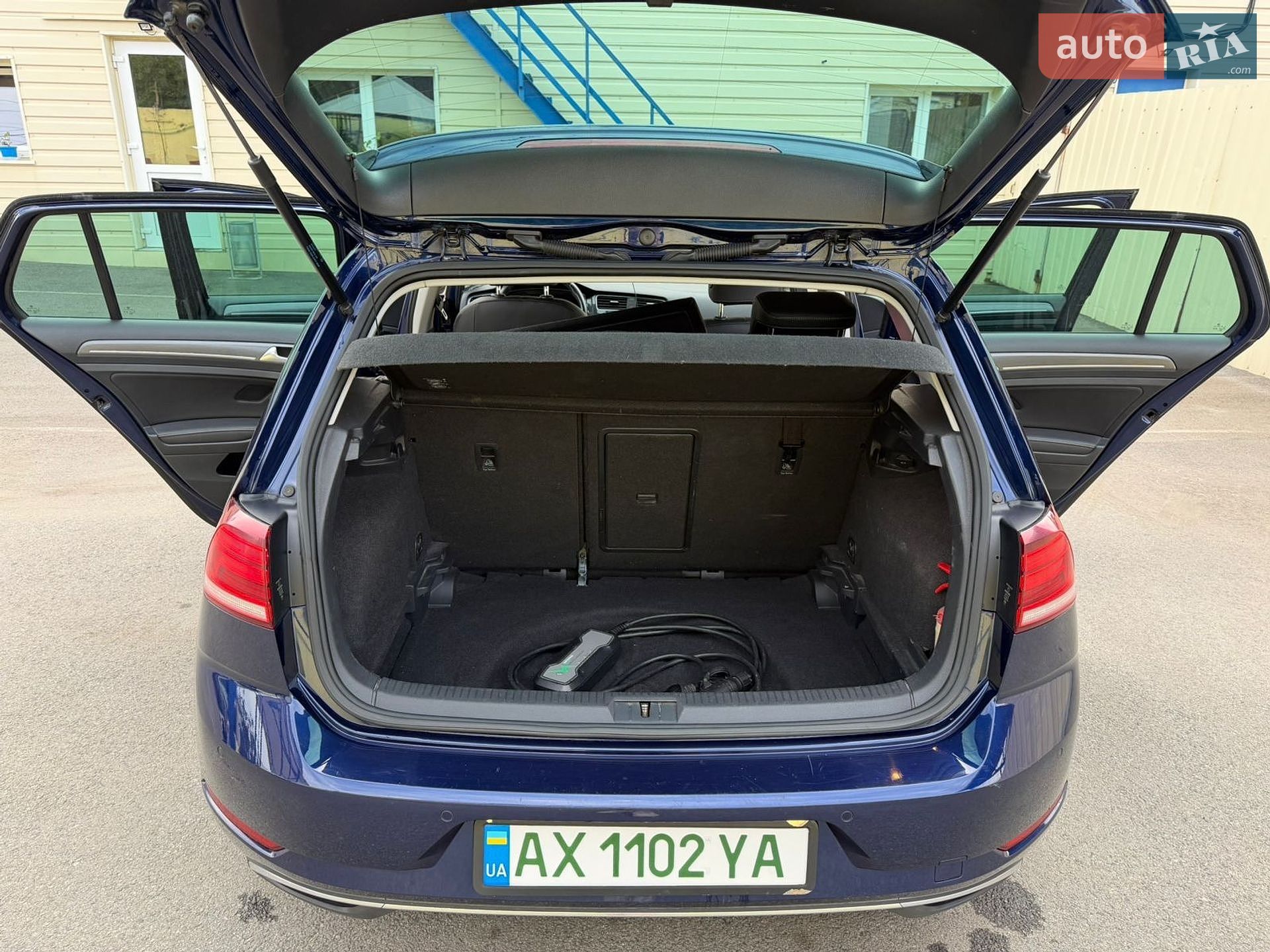Volkswagen e-Golf 2017 VIN WVWZZZAUZJ8901497 фото оголошення 9 з 85