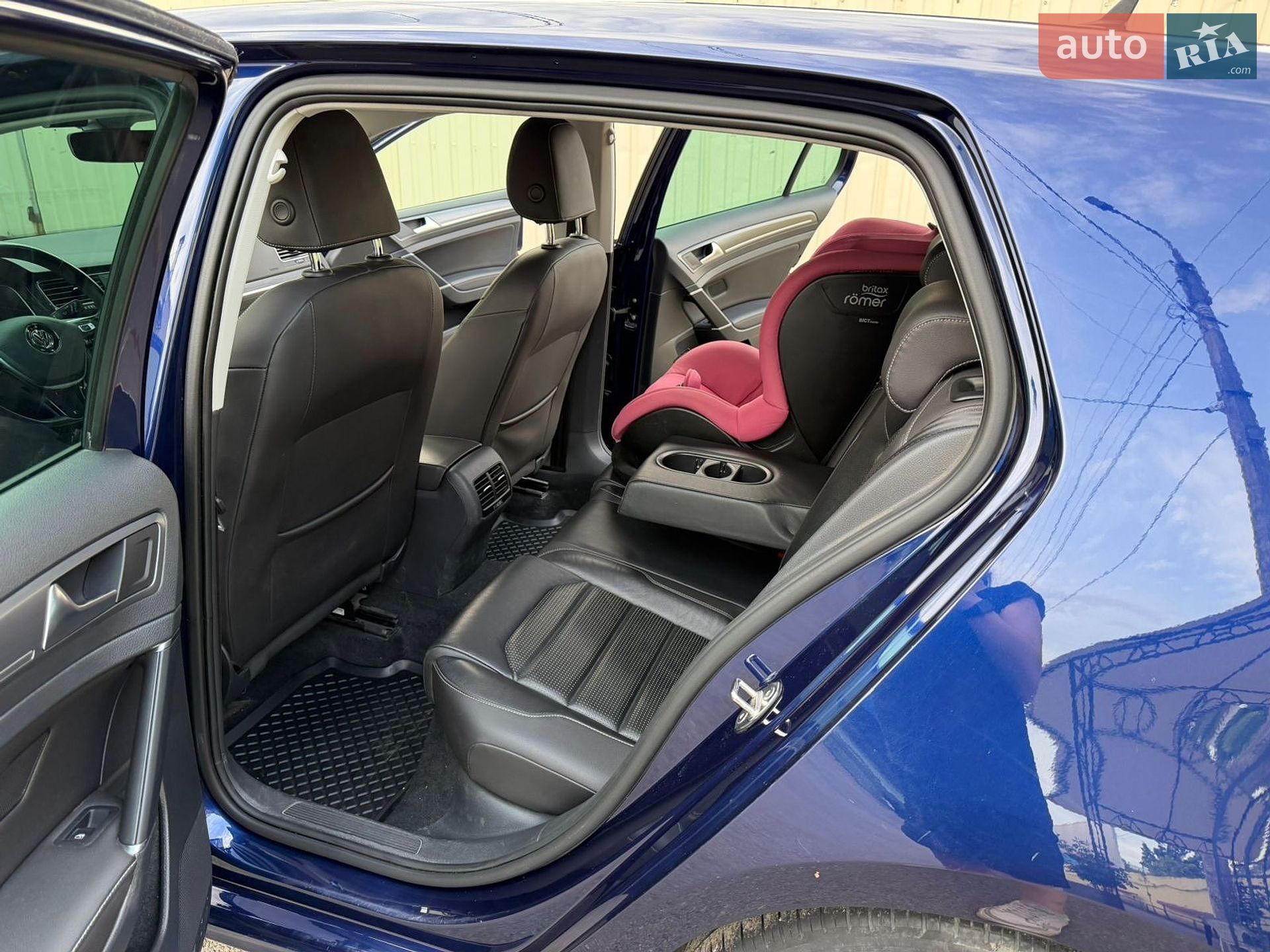 Volkswagen e-Golf 2017 VIN WVWZZZAUZJ8901497 фото оголошення 16 з 85