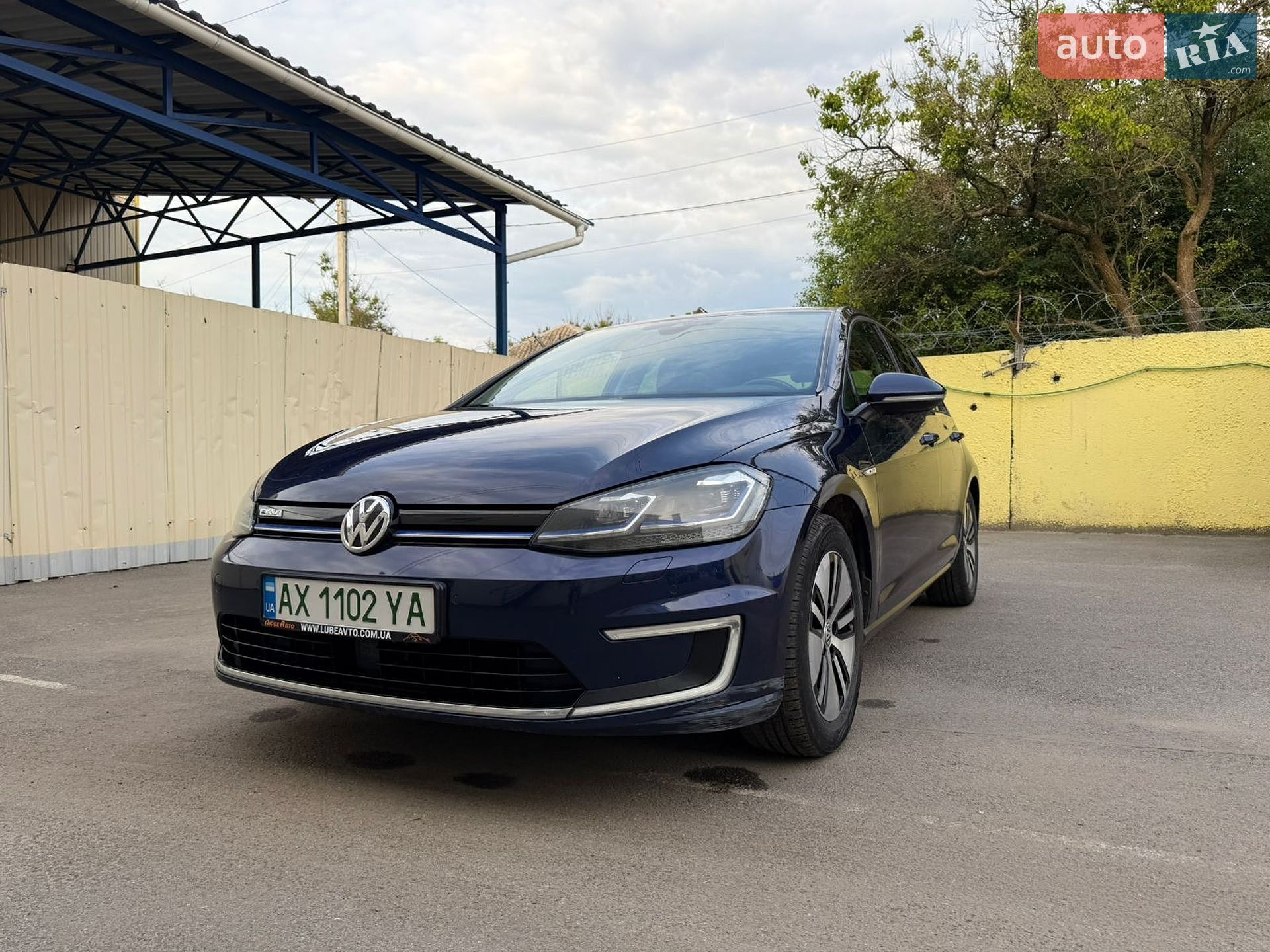 Volkswagen e-Golf 2017 VIN WVWZZZAUZJ8901497 фото оголошення 21 з 85