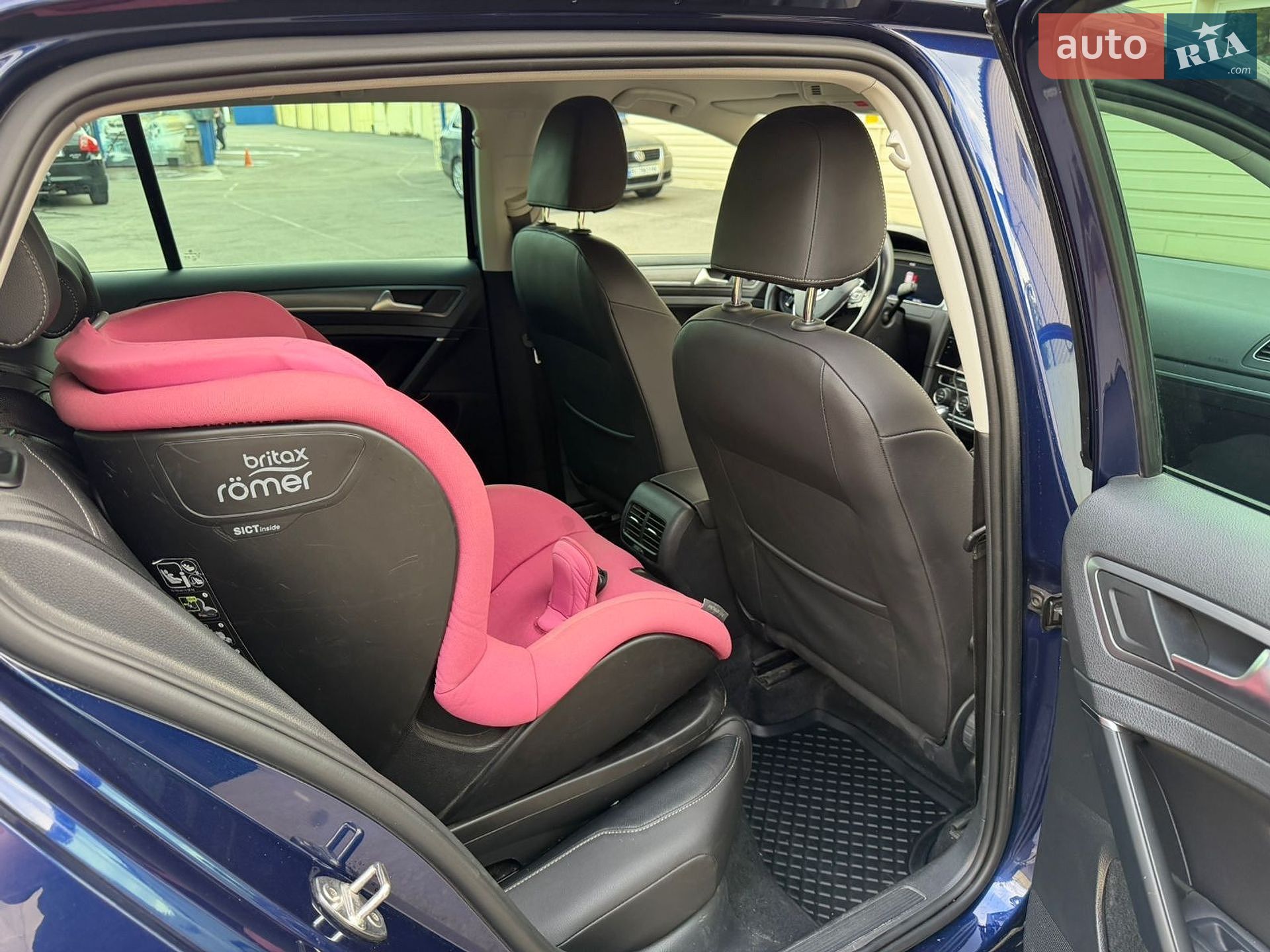 Volkswagen e-Golf 2017 VIN WVWZZZAUZJ8901497 фото оголошення 29 з 85