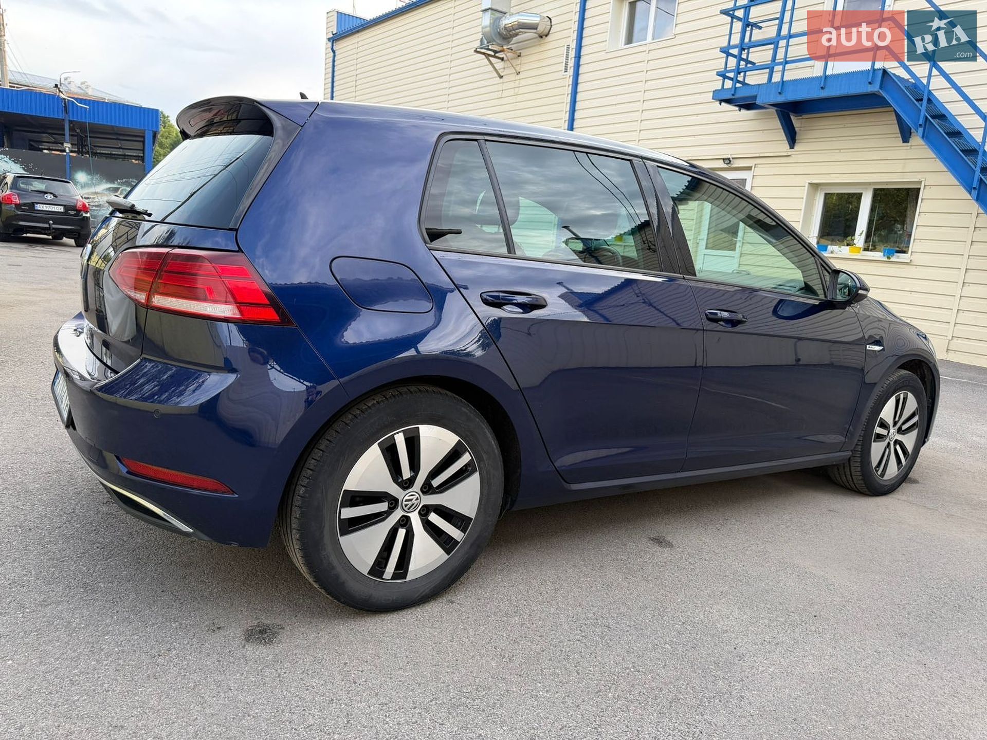 Volkswagen e-Golf 2017 VIN WVWZZZAUZJ8901497 фото оголошення 33 з 85