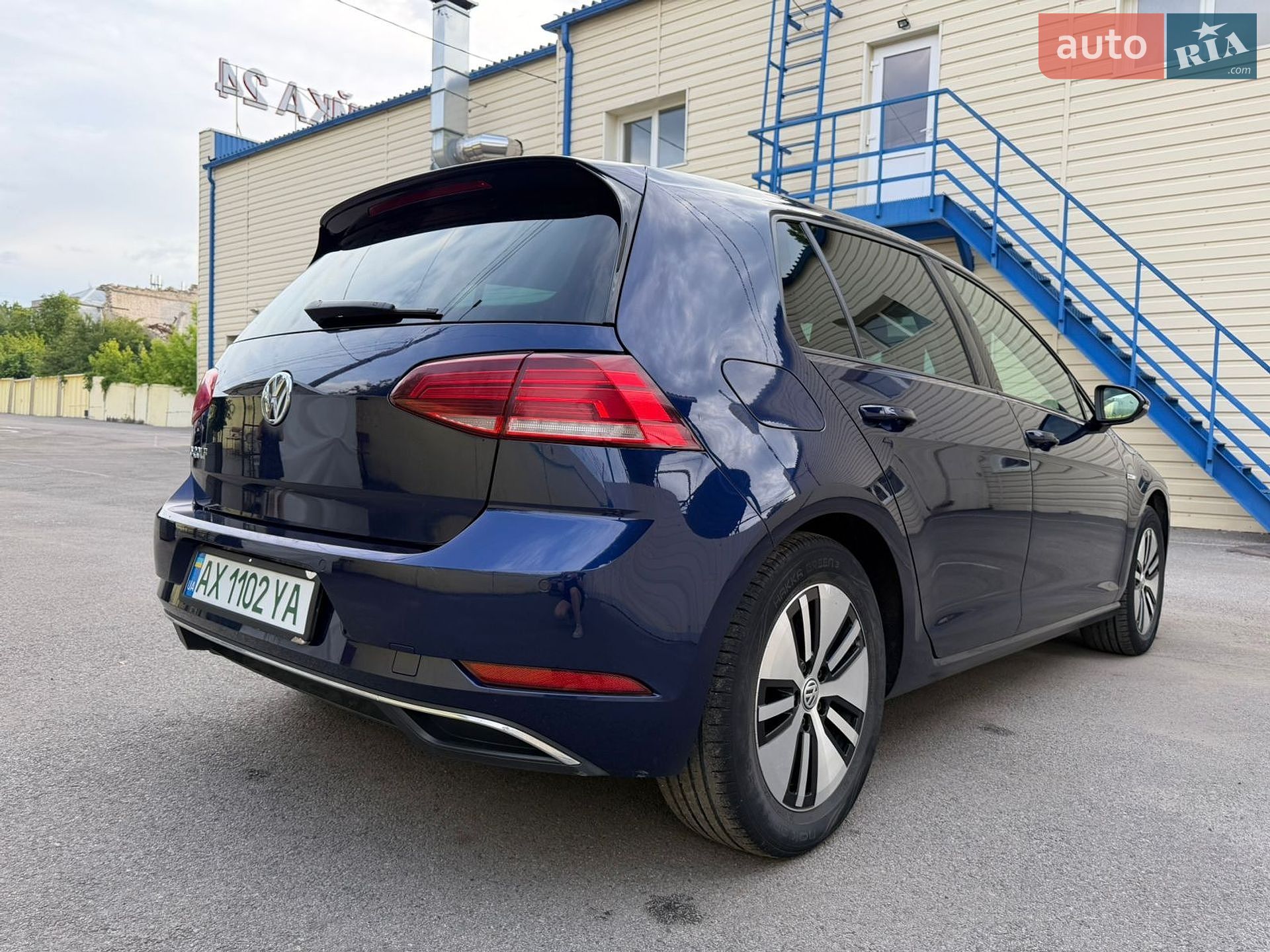 Volkswagen e-Golf 2017 VIN WVWZZZAUZJ8901497 фото оголошення 34 з 85