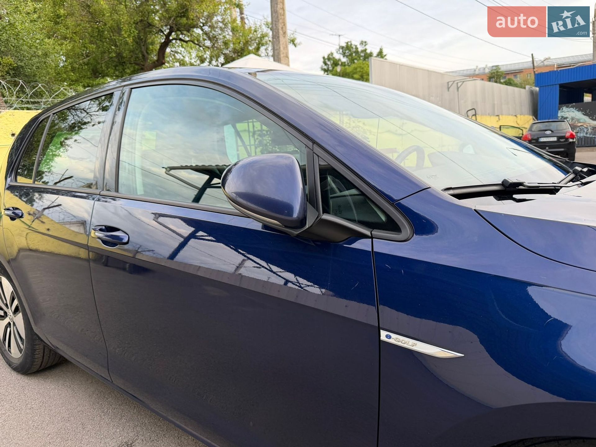 Volkswagen e-Golf 2017 VIN WVWZZZAUZJ8901497 фото оголошення 56 з 85