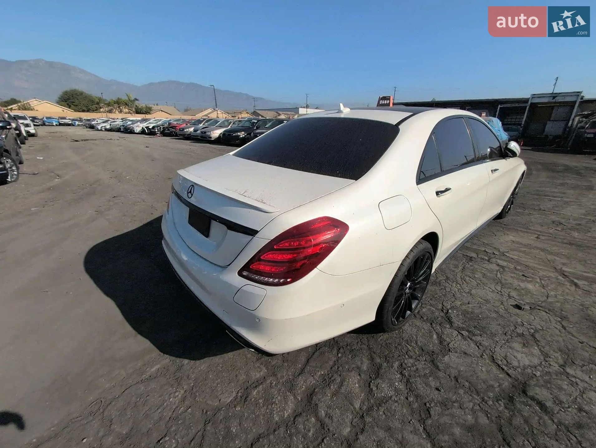 Mercedes-Benz S-Class 2017 VIN WDDUG6DB9HA321459 фото оголошення 33 з 64