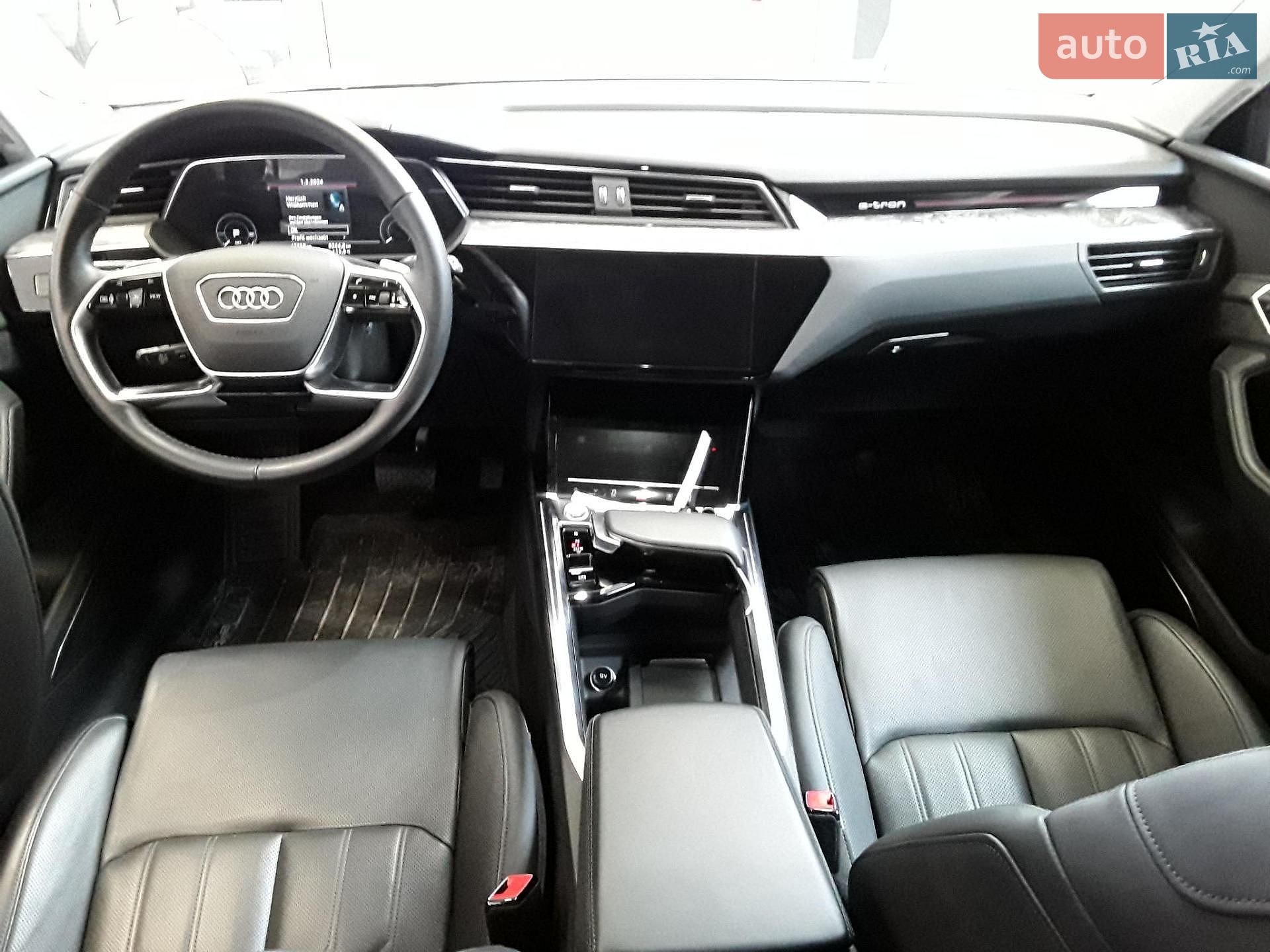Audi e-tron 2019 VIN WAUZZZGE4KB001773 фото оголошення 8 з 11