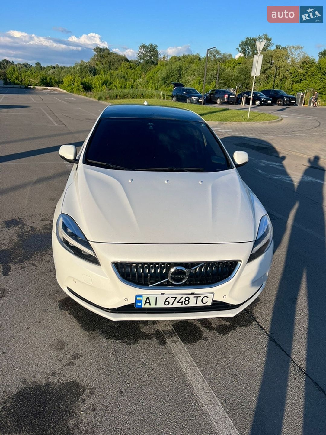 Volvo V40 2018 VIN YV1MV79K0J2486956 фото оголошення 4 з 44
