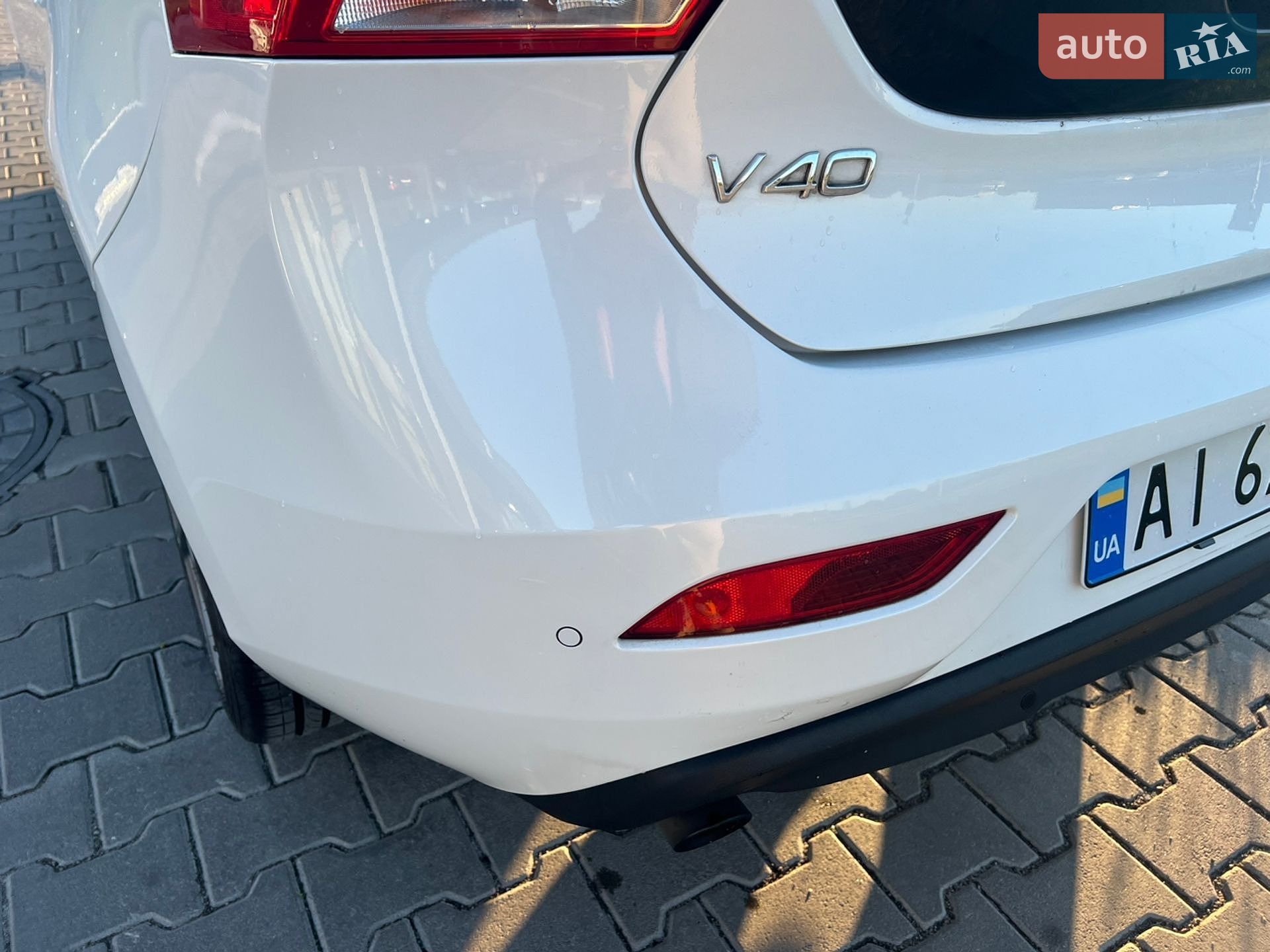 Volvo V40 2018 VIN YV1MV79K0J2486956 фото оголошення 13 з 44