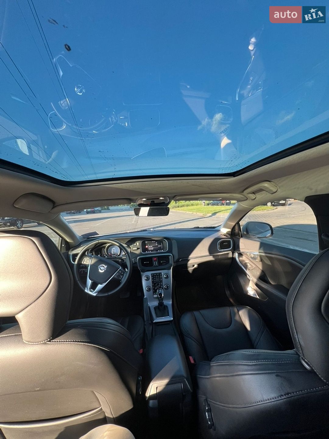 Volvo V40 2018 VIN YV1MV79K0J2486956 фото оголошення 20 з 44