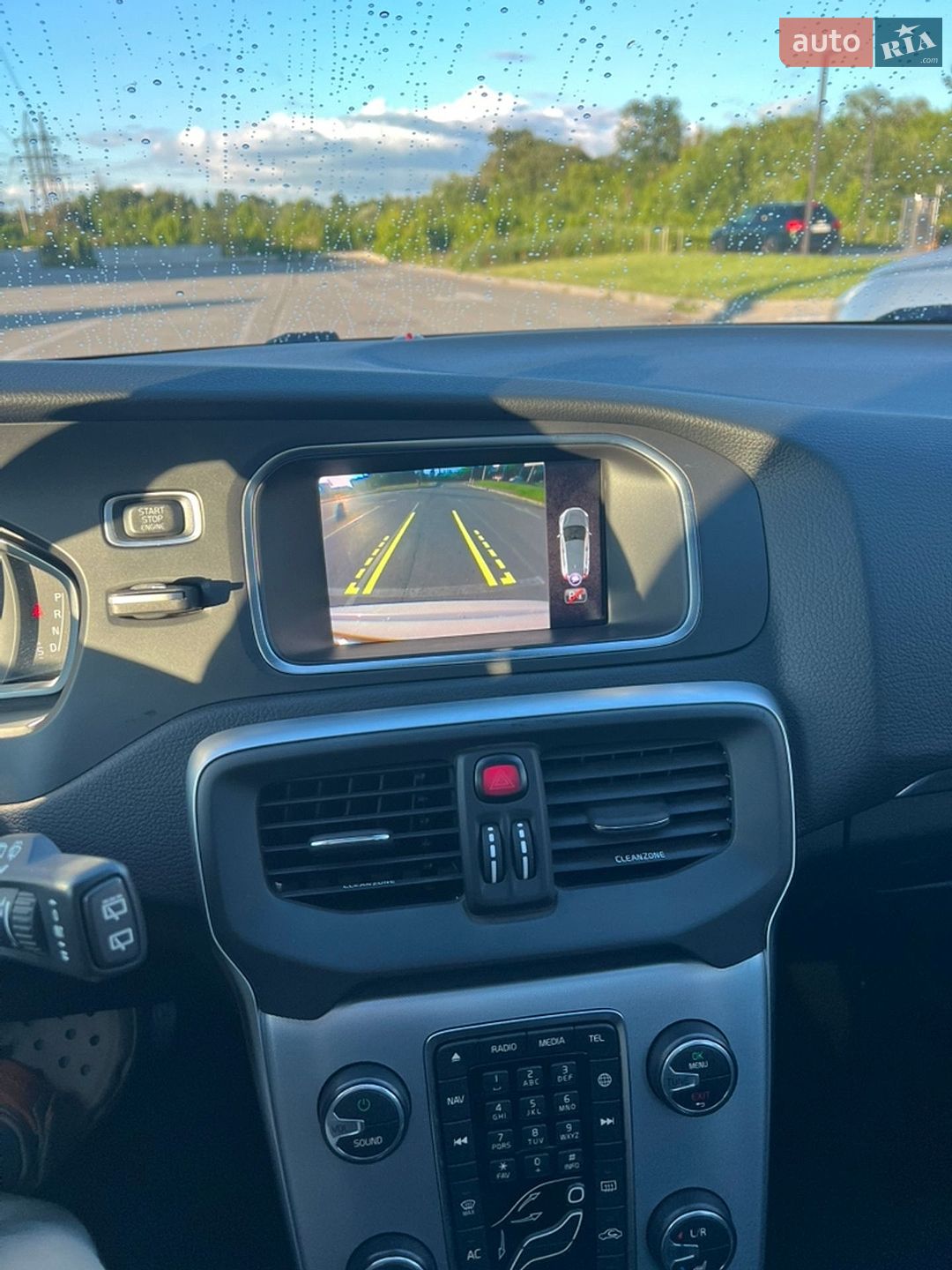 Volvo V40 2018 VIN YV1MV79K0J2486956 фото оголошення 27 з 44