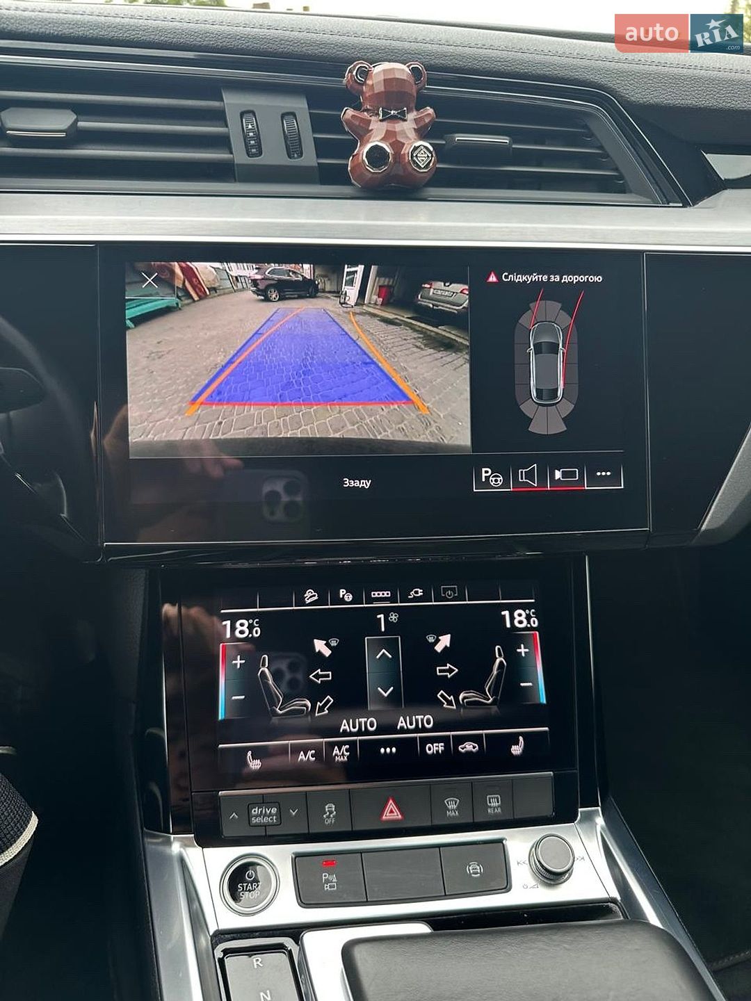 Audi e-tron Sportback 2021 VIN WAUZZZGE7MB027853 фото оголошення 12 з 19