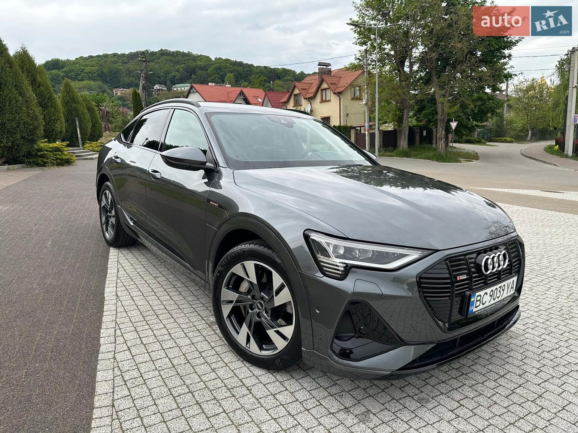 Audi e-tron Sportback 2021 VIN WAUZZZGE7MB027853 фото оголошення 2 з 19