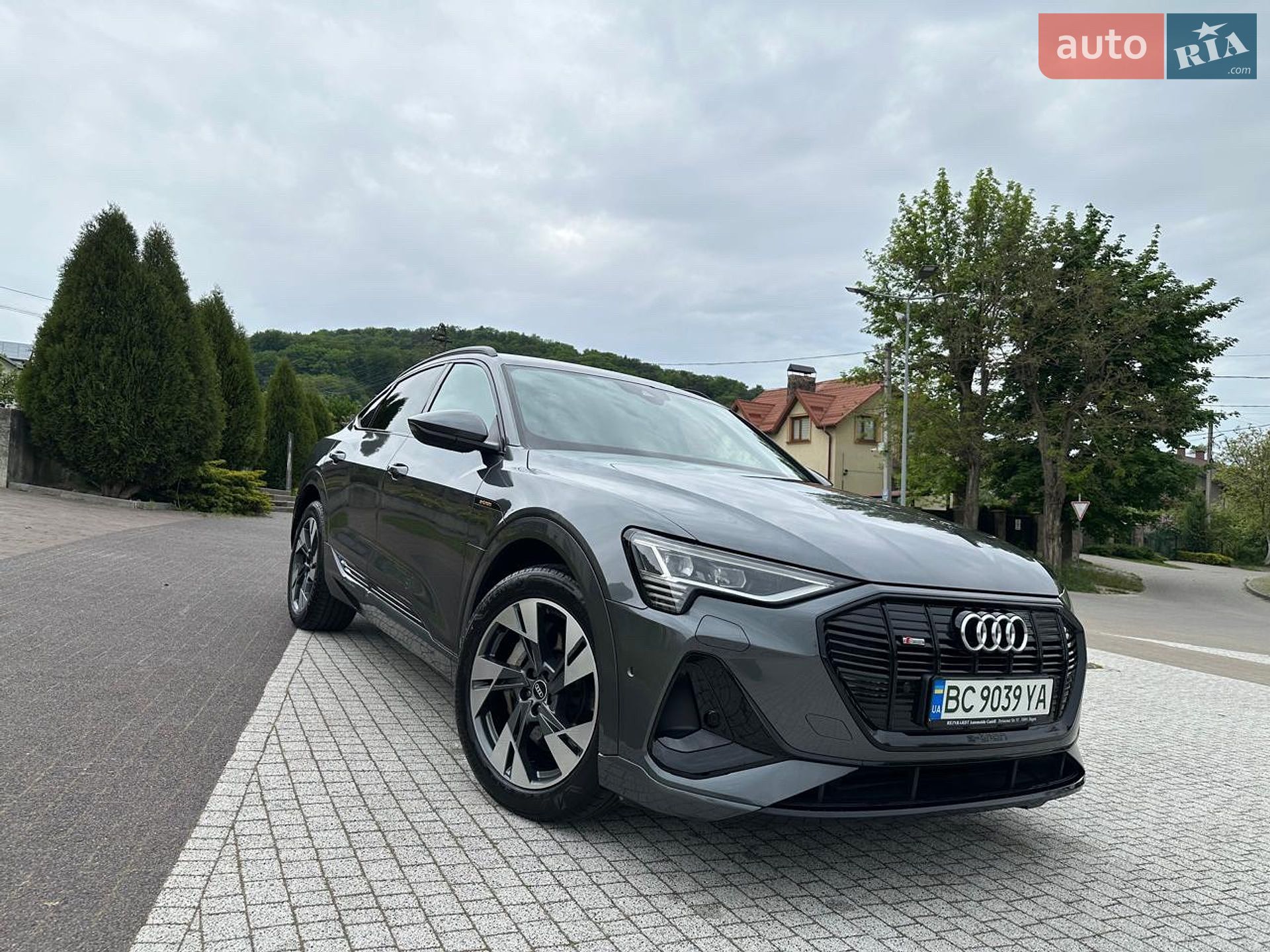 Audi e-tron Sportback 2021 VIN WAUZZZGE7MB027853 фото оголошення 4 з 19