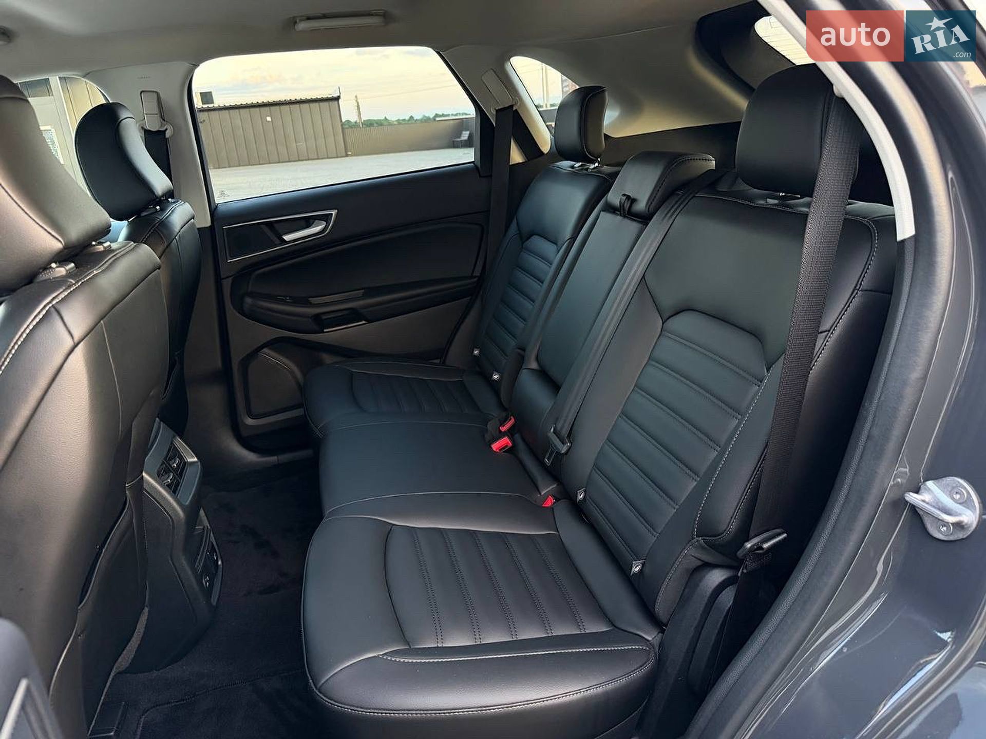 Ford Edge 2021 VIN 2FMPK3J92MBA37672 фото оголошення 17 з 21