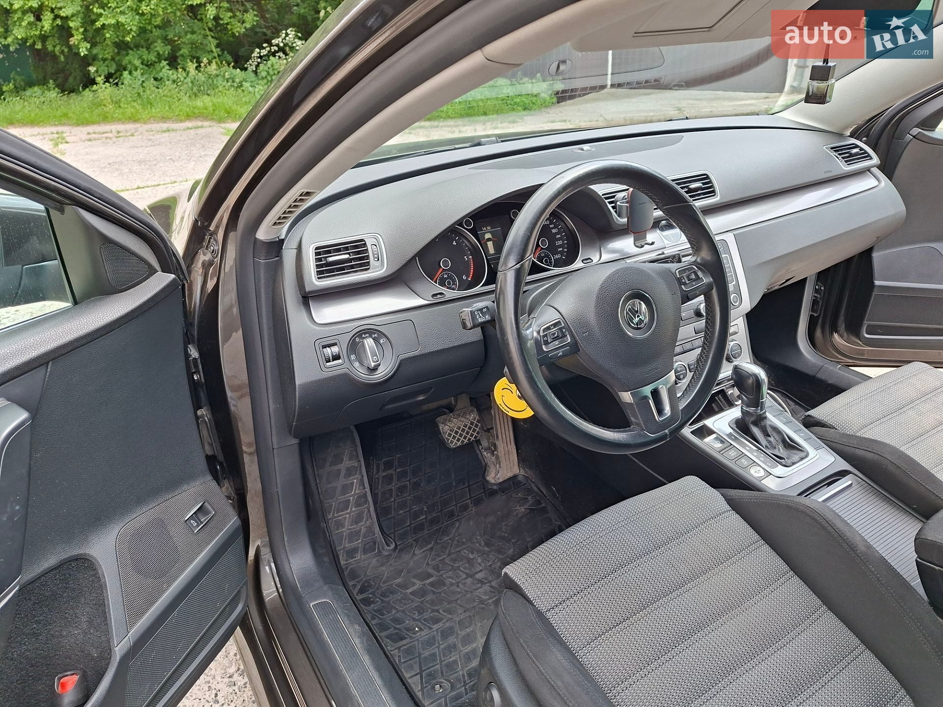 Volkswagen Passat 2012 VIN WVWZZZ3CZCE130456 фото оголошення 9 з 21