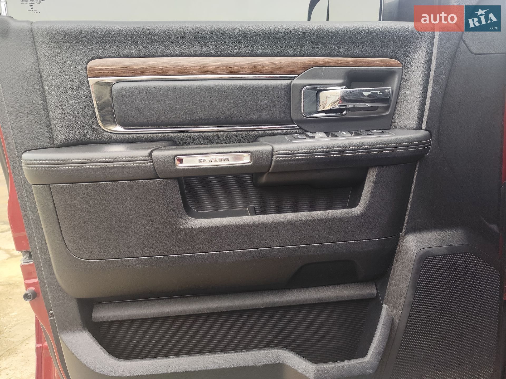 Dodge RAM 1500 2014 VIN 1C6RR7NM8ES326018 фото оголошення 10 з 12