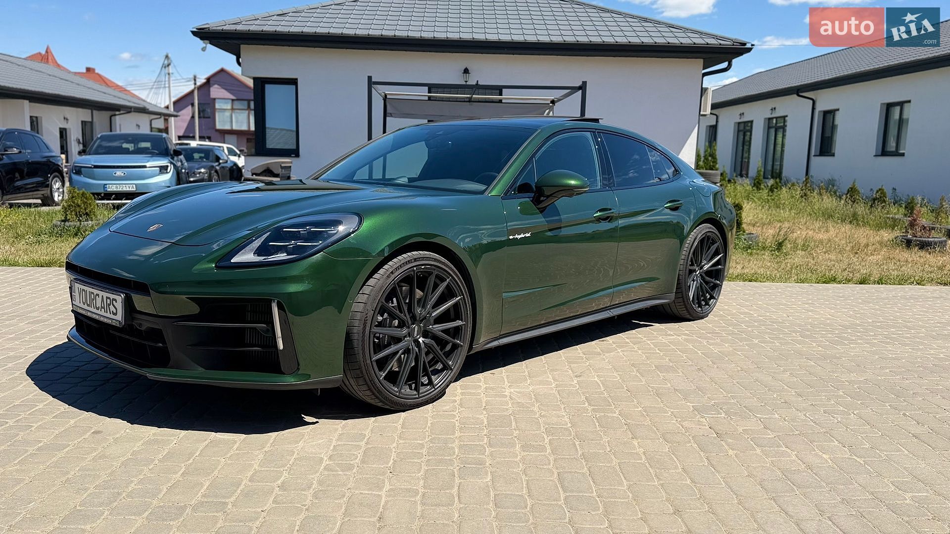 Porsche Panamera 2024 VIN WP0ZZZYA1RL070746 фото оголошення 18 з 35