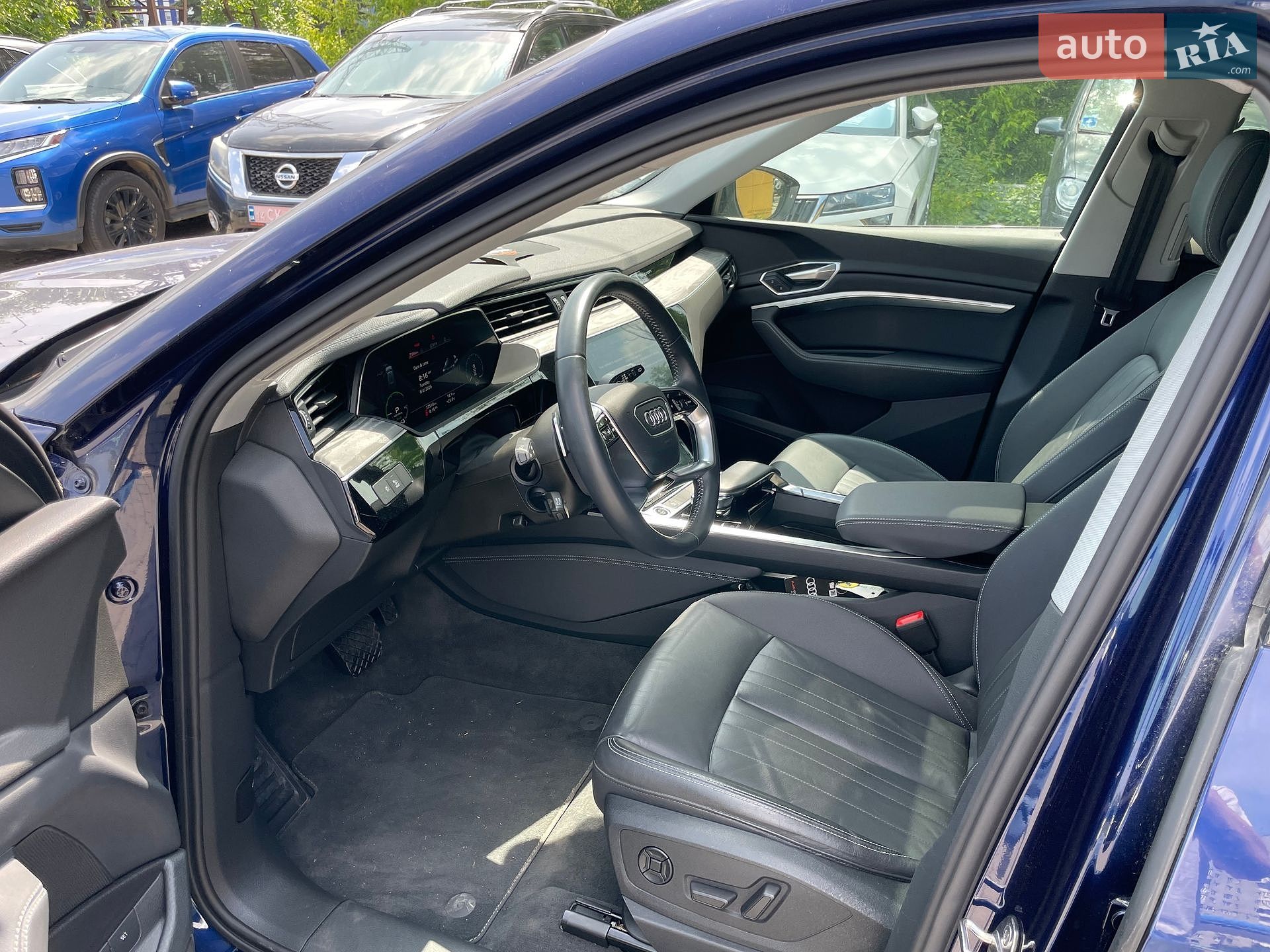 Audi e-tron 2020 VIN WA1AAAGE9MB006991 фото оголошення 5 з 8