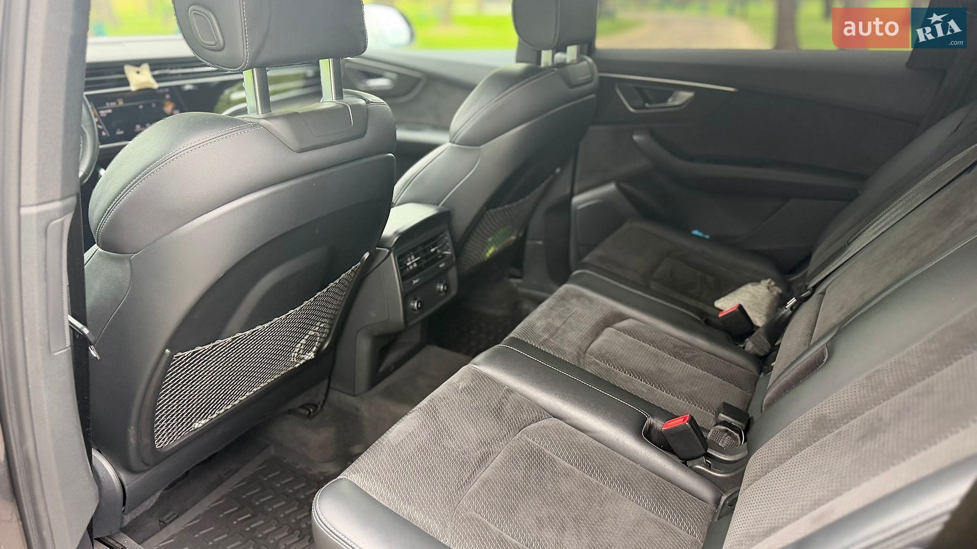 Audi SQ7 2021 VIN WAUZZZ4M5ND004010 фото оголошення 40 з 45