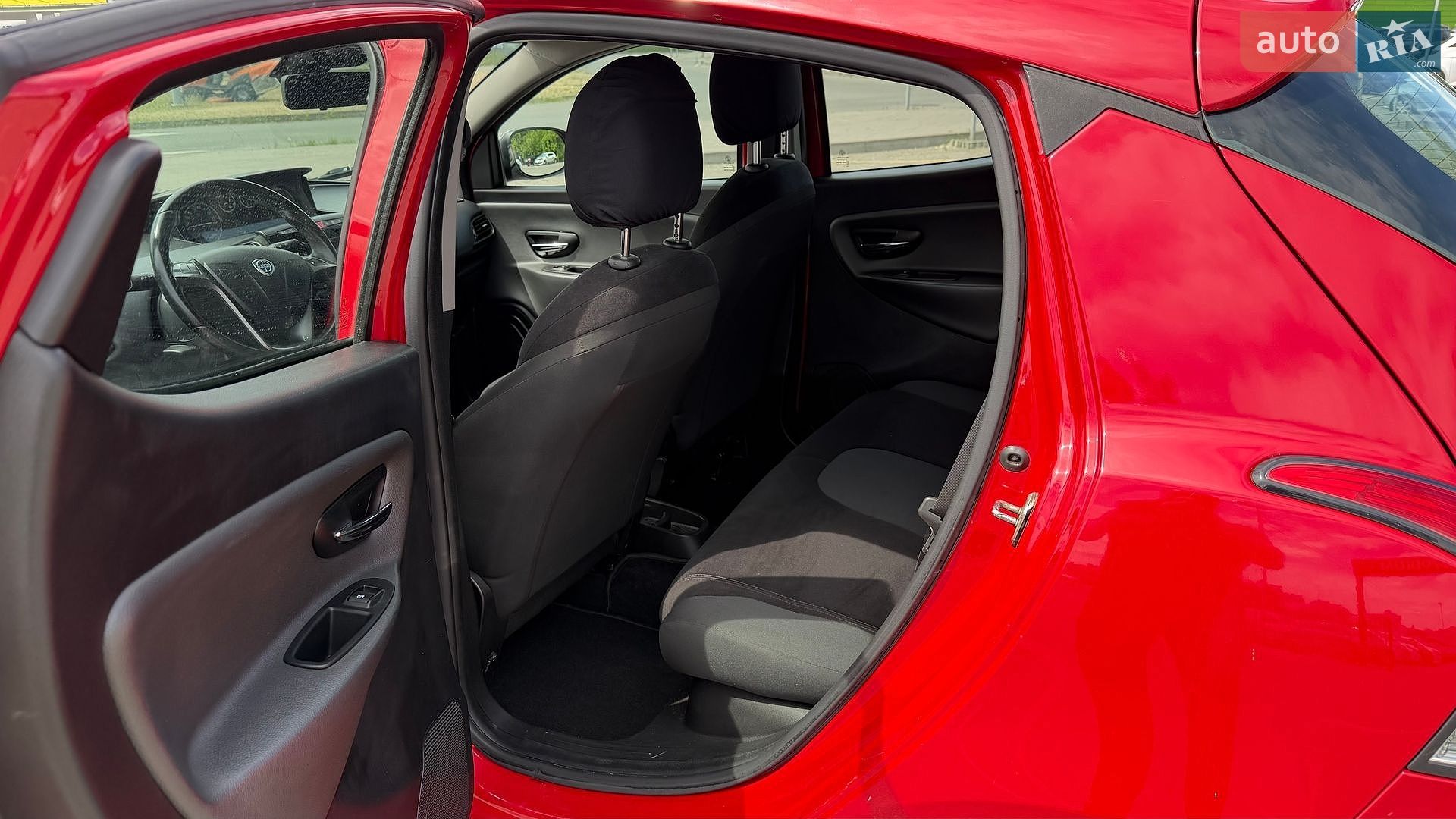 Lancia Ypsilon 2012 VIN ZLA31200005043039 фото оголошення 15 з 35