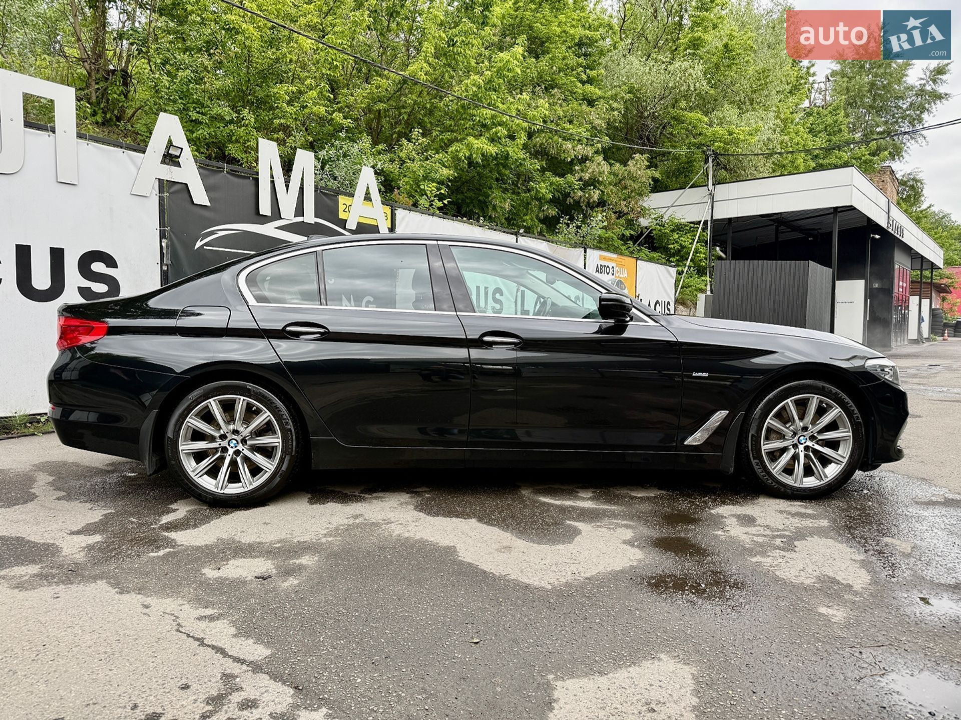 BMW 5 Series 2017 VIN WBAJD11060G884074 фото оголошення 4 з 17