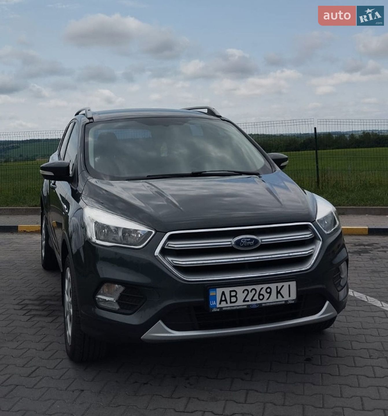 Ford Kuga 2017 VIN WF0AXXWPMAHA21841 фото оголошення 2 з 42