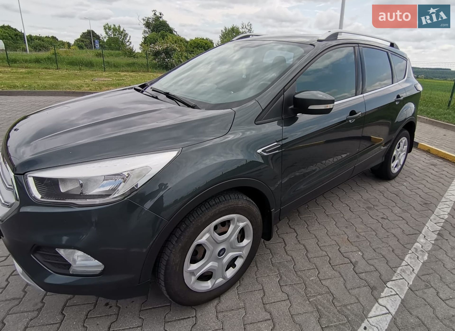 Ford Kuga 2017 VIN WF0AXXWPMAHA21841 фото оголошення 18 з 42