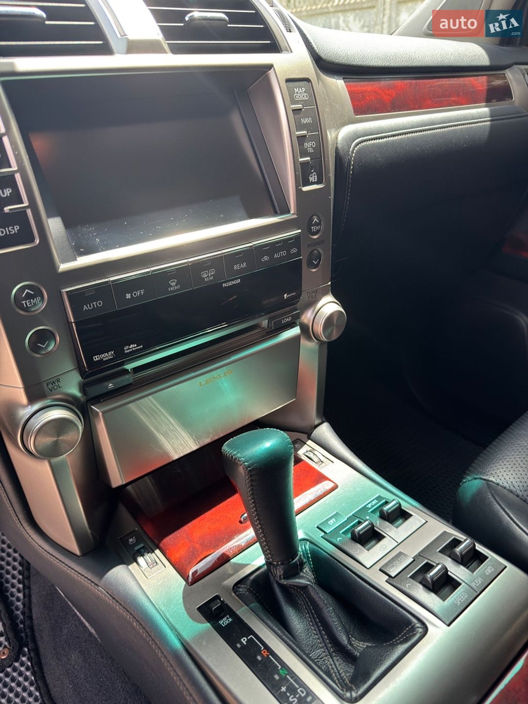 Lexus GX 2012 VIN JTJJM7FXX05047767 фото оголошення 24 з 33