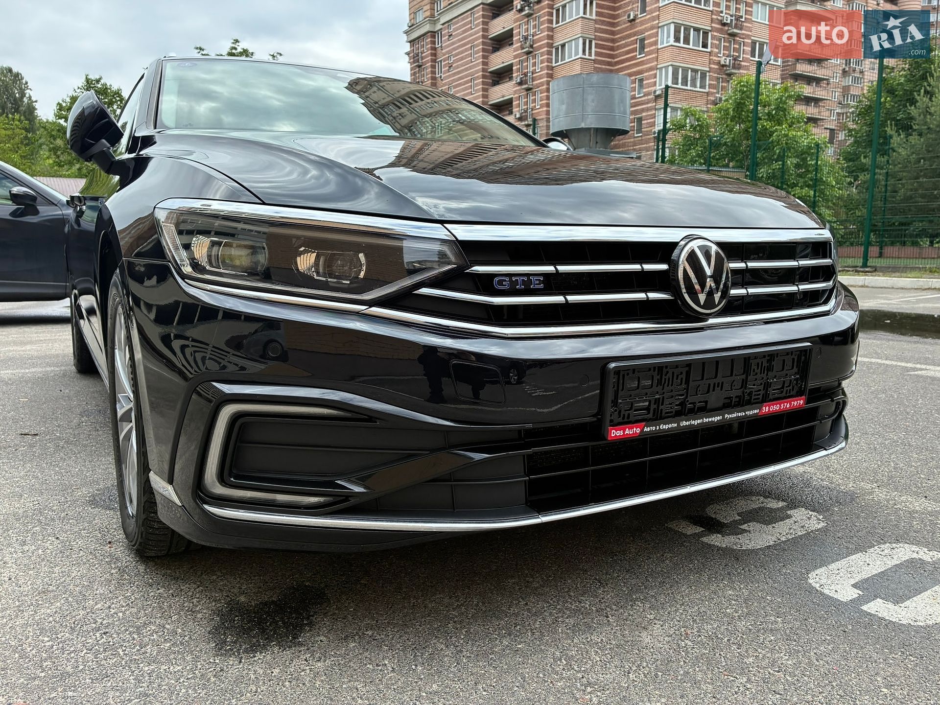 Volkswagen Passat 2021 VIN WVWZZZ3CZME100812 фото оголошення 7 з 188