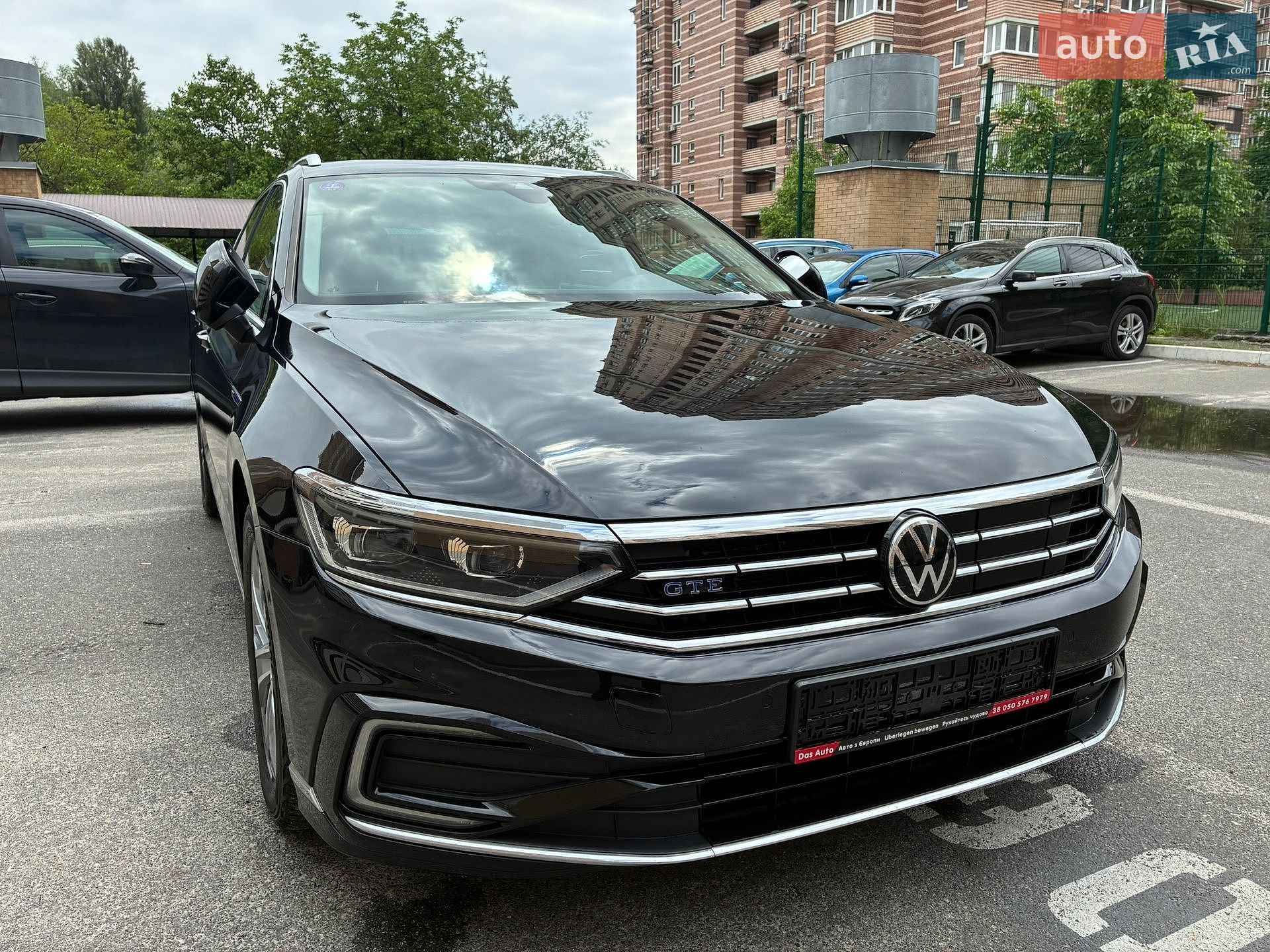 Volkswagen Passat 2021 VIN WVWZZZ3CZME100812 фото оголошення 8 з 188