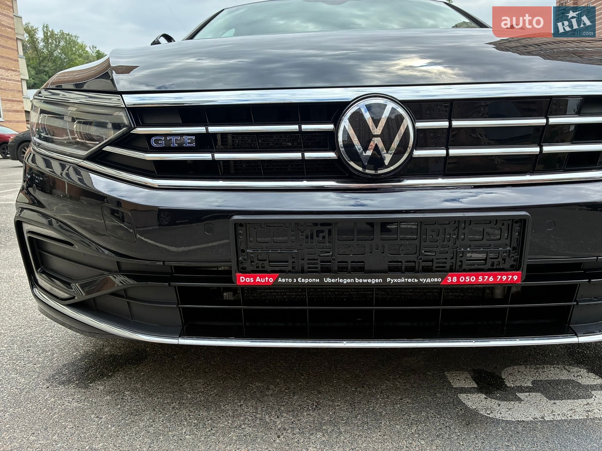 Volkswagen Passat 2021 VIN WVWZZZ3CZME100812 фото оголошення 9 з 188